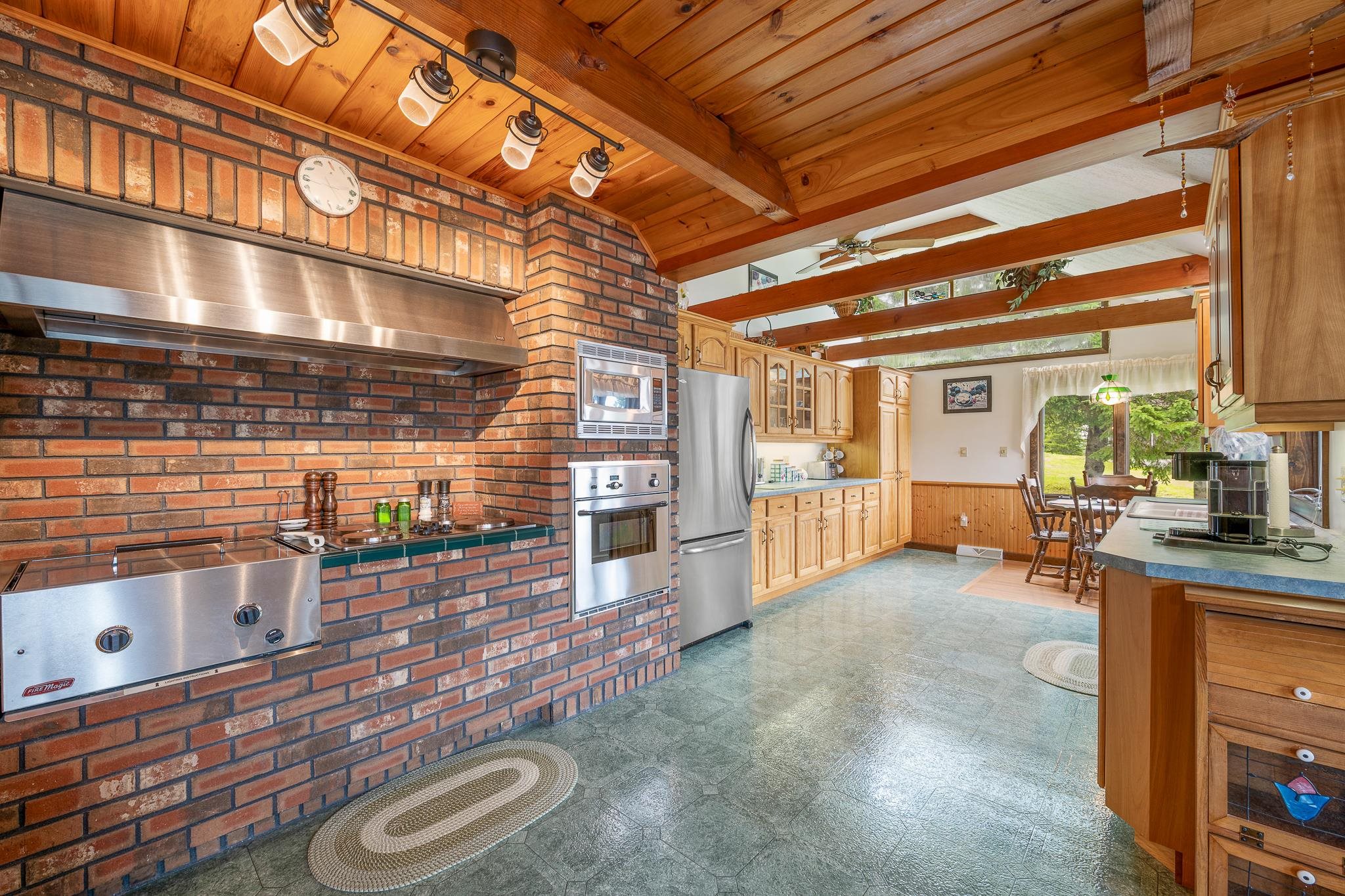 1467 Diamond Pond Road Property Photo 20