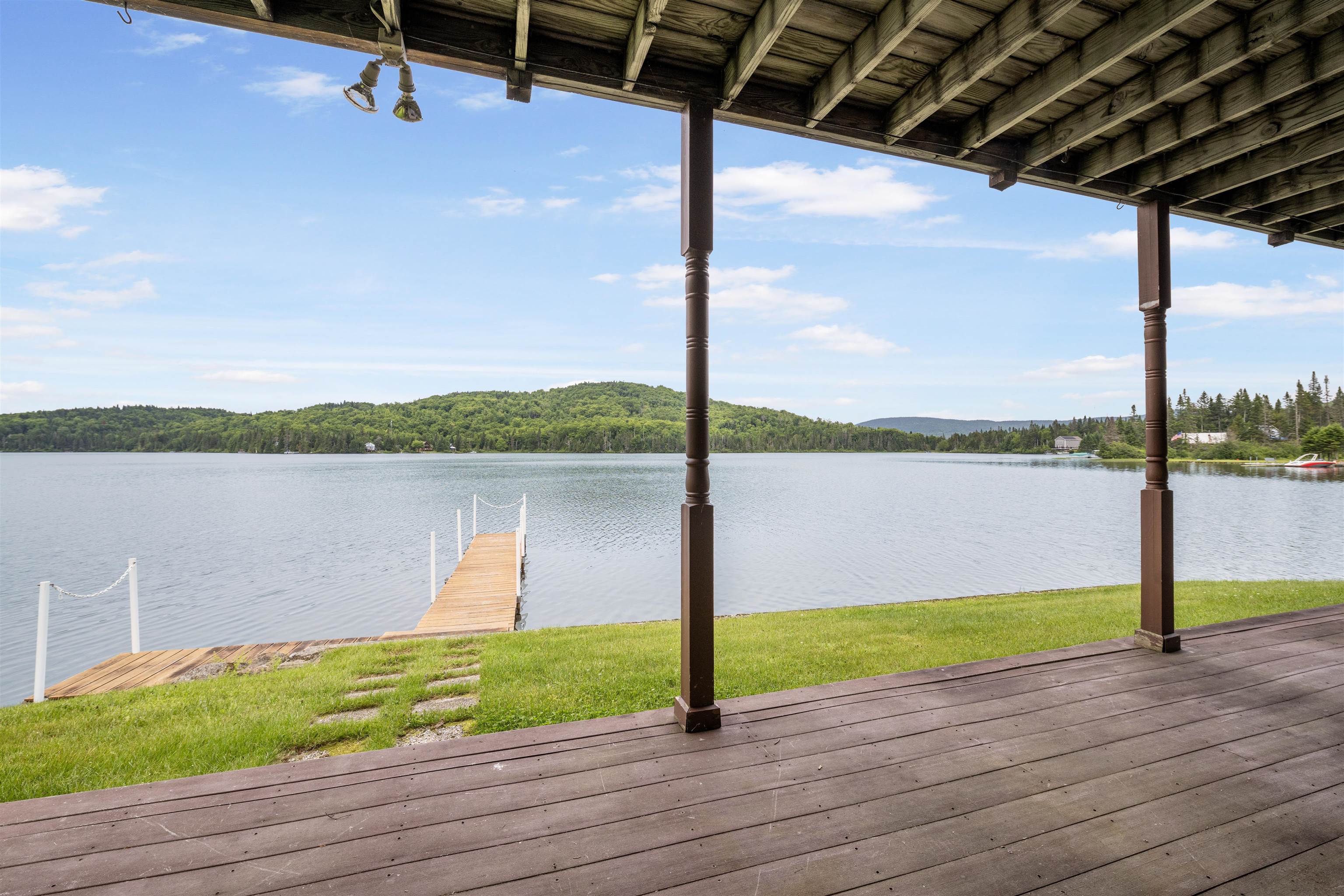 1467 Diamond Pond Road Property Photo 45