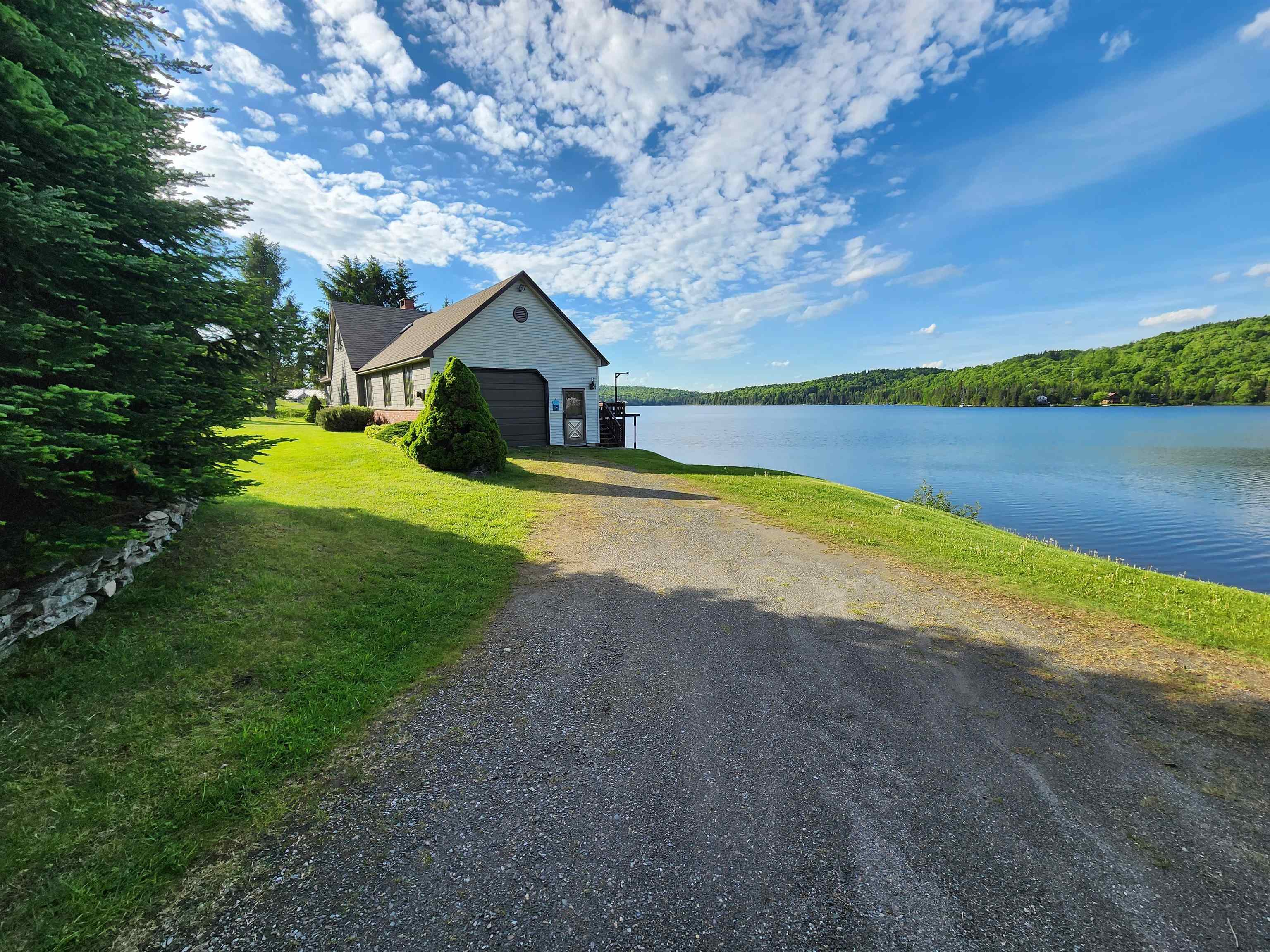 1467 Diamond Pond Road Property Photo 46