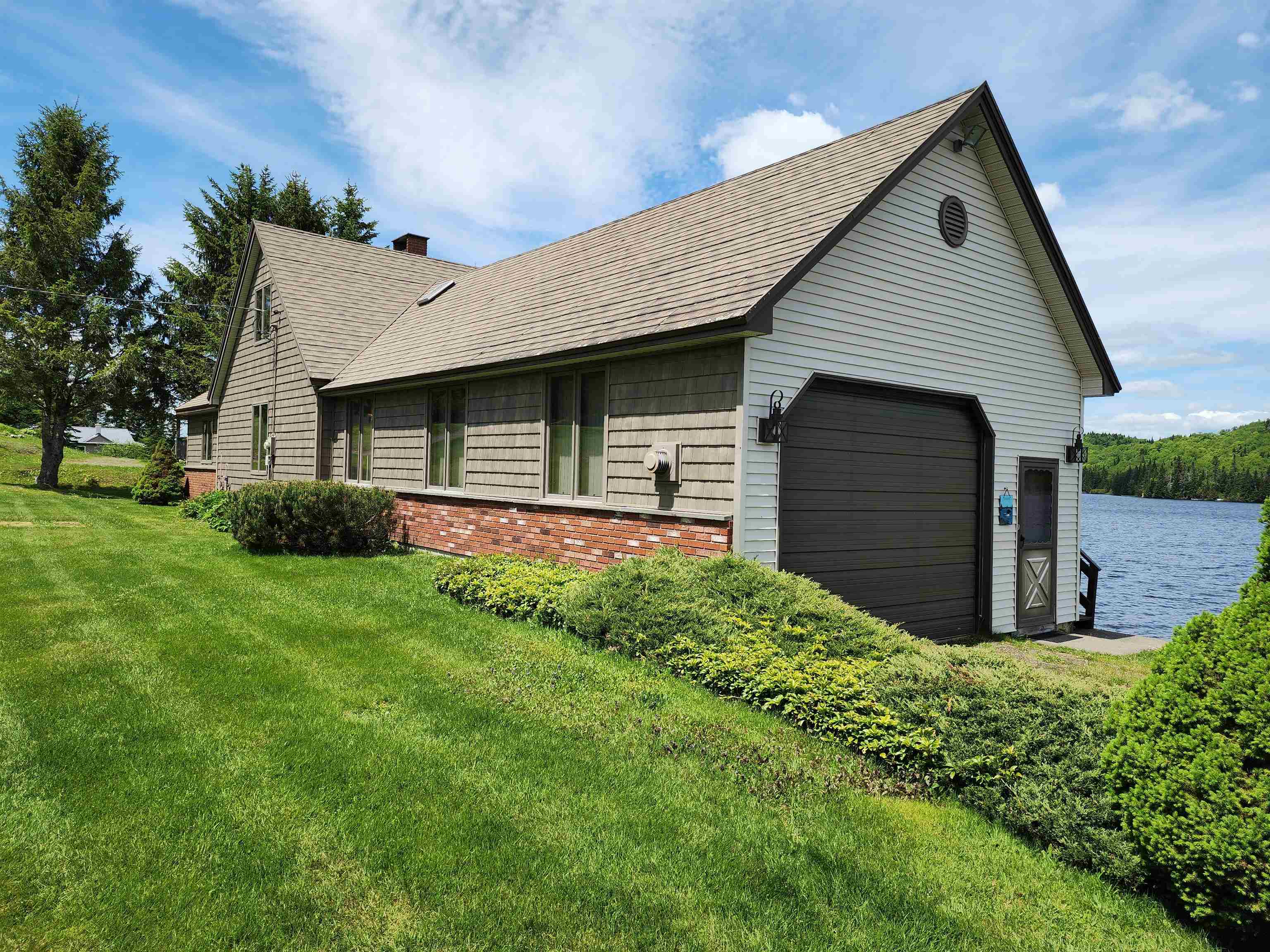 1467 Diamond Pond Road Property Photo 51