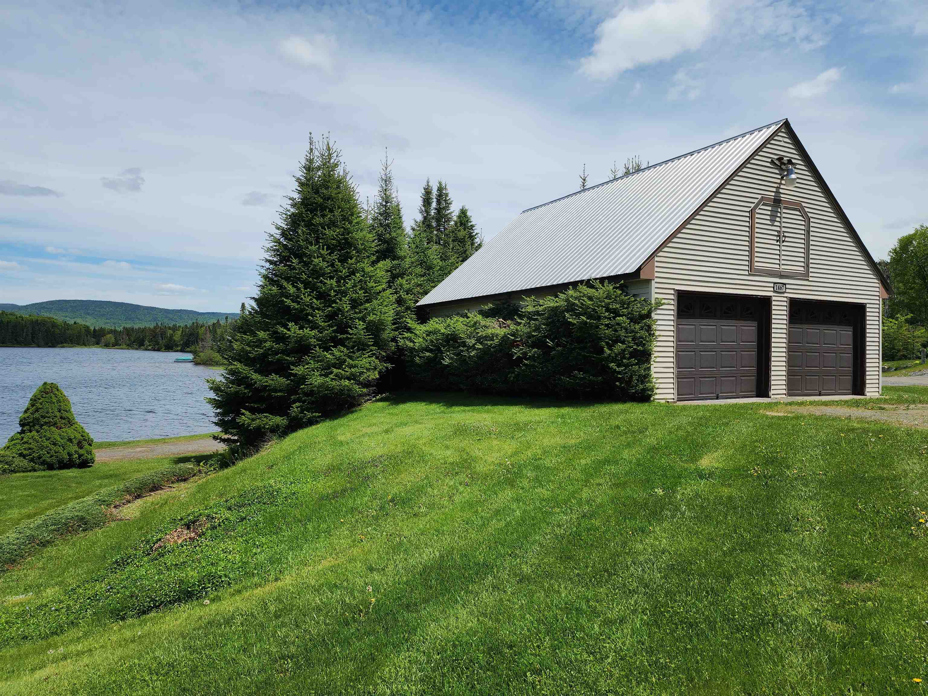 1467 Diamond Pond Road Property Photo 52