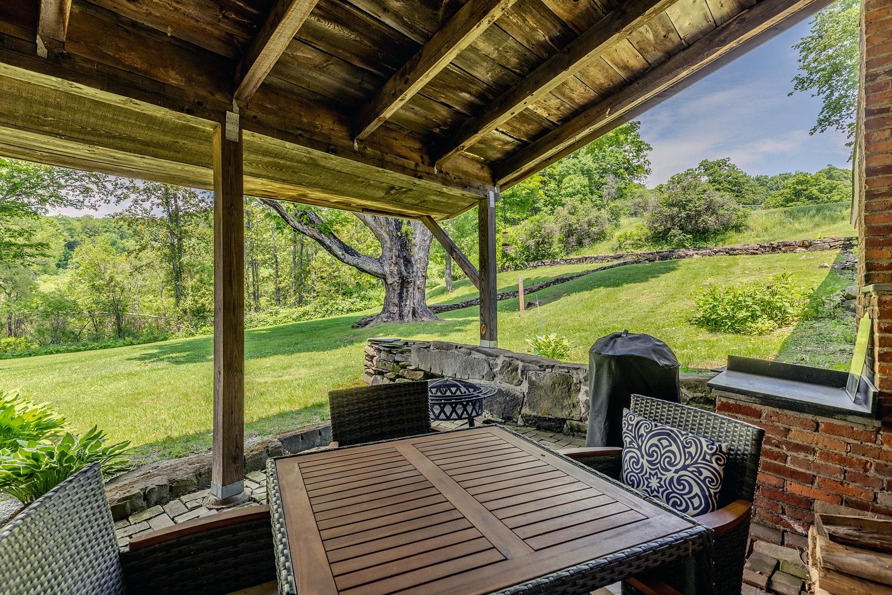 5798 South Road Property Photo 47
