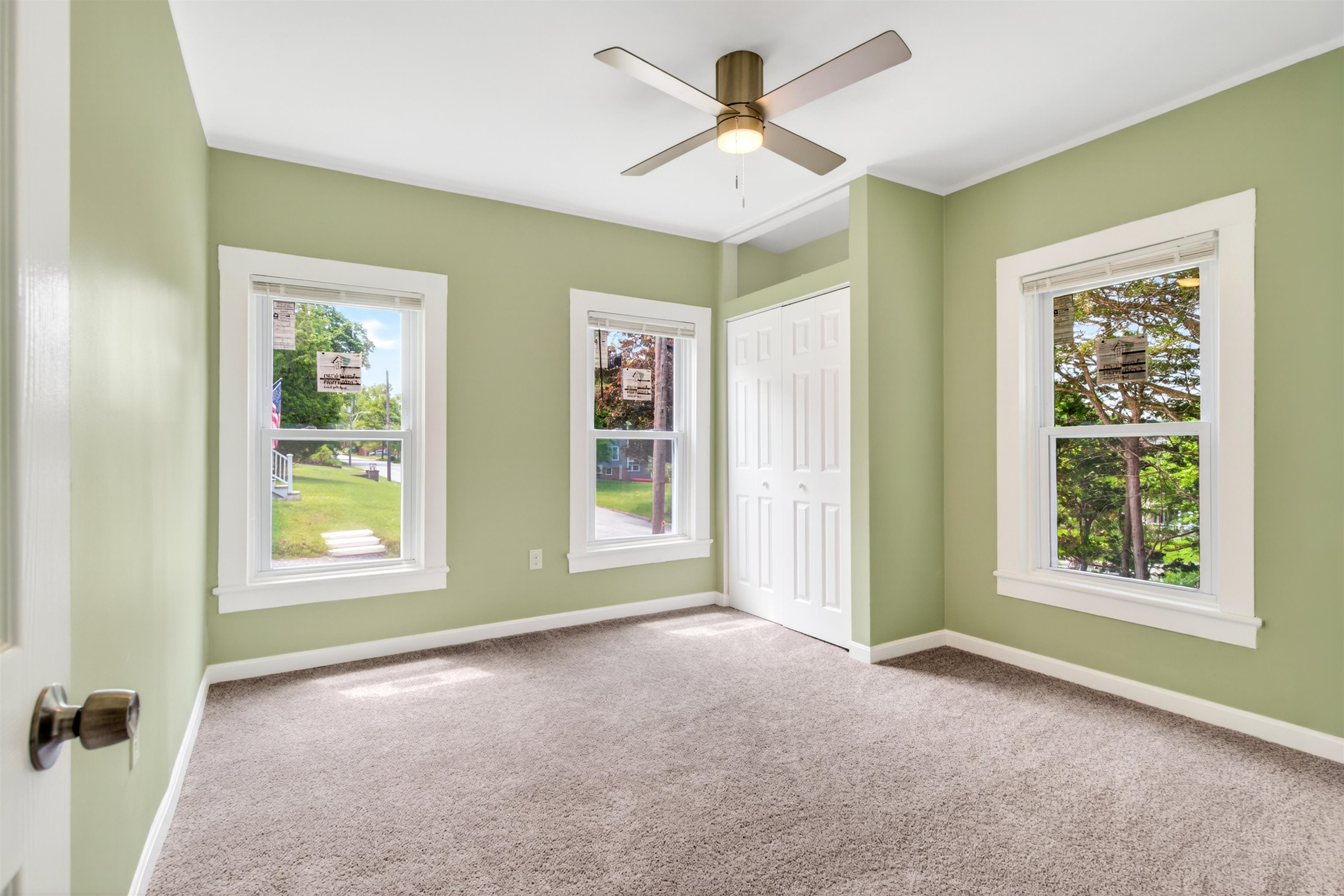 29 Clinton Avenue Property Photo 27