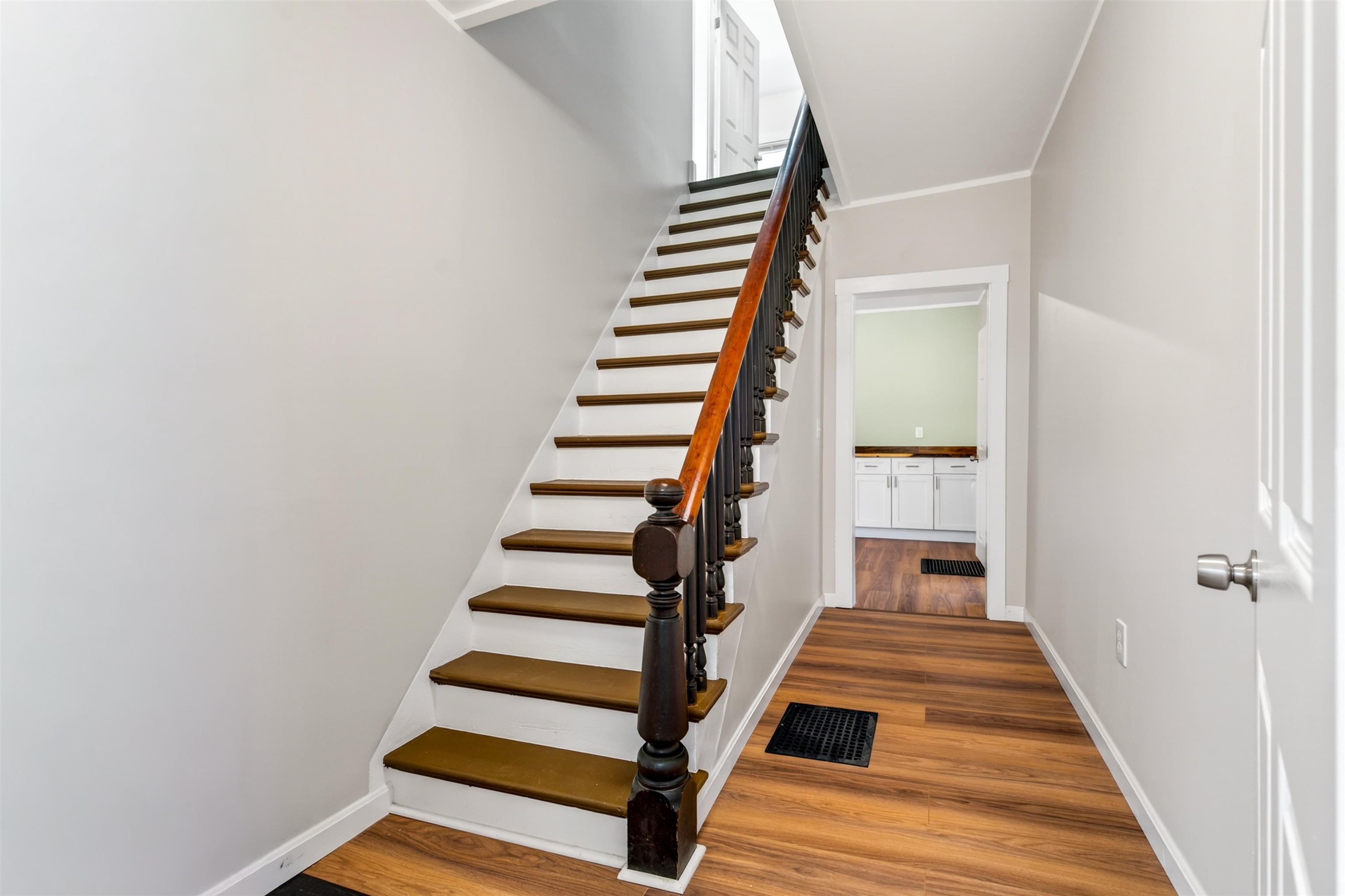 29 Clinton Avenue Property Photo 33