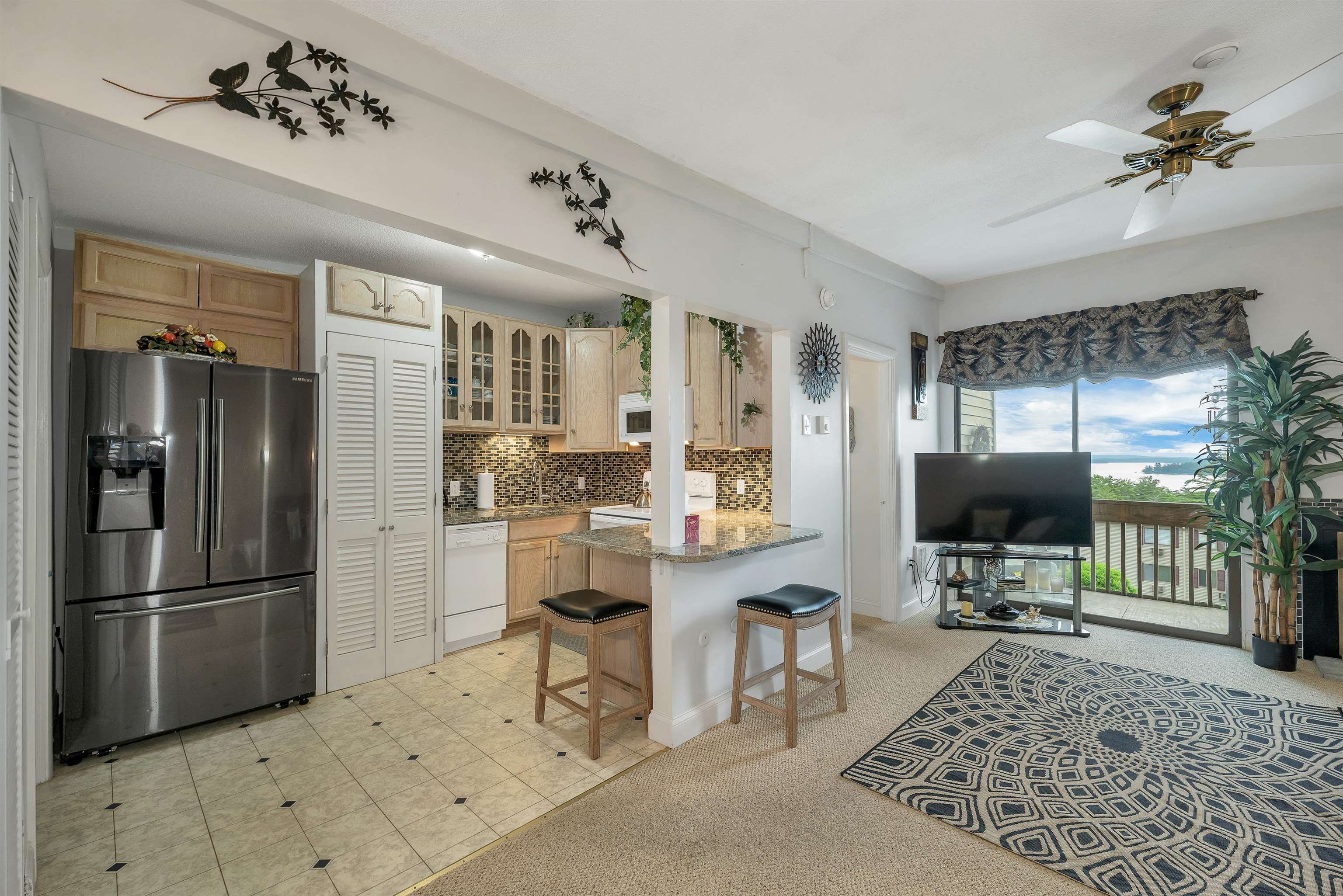 178 Treetop Circle Property Photo 12