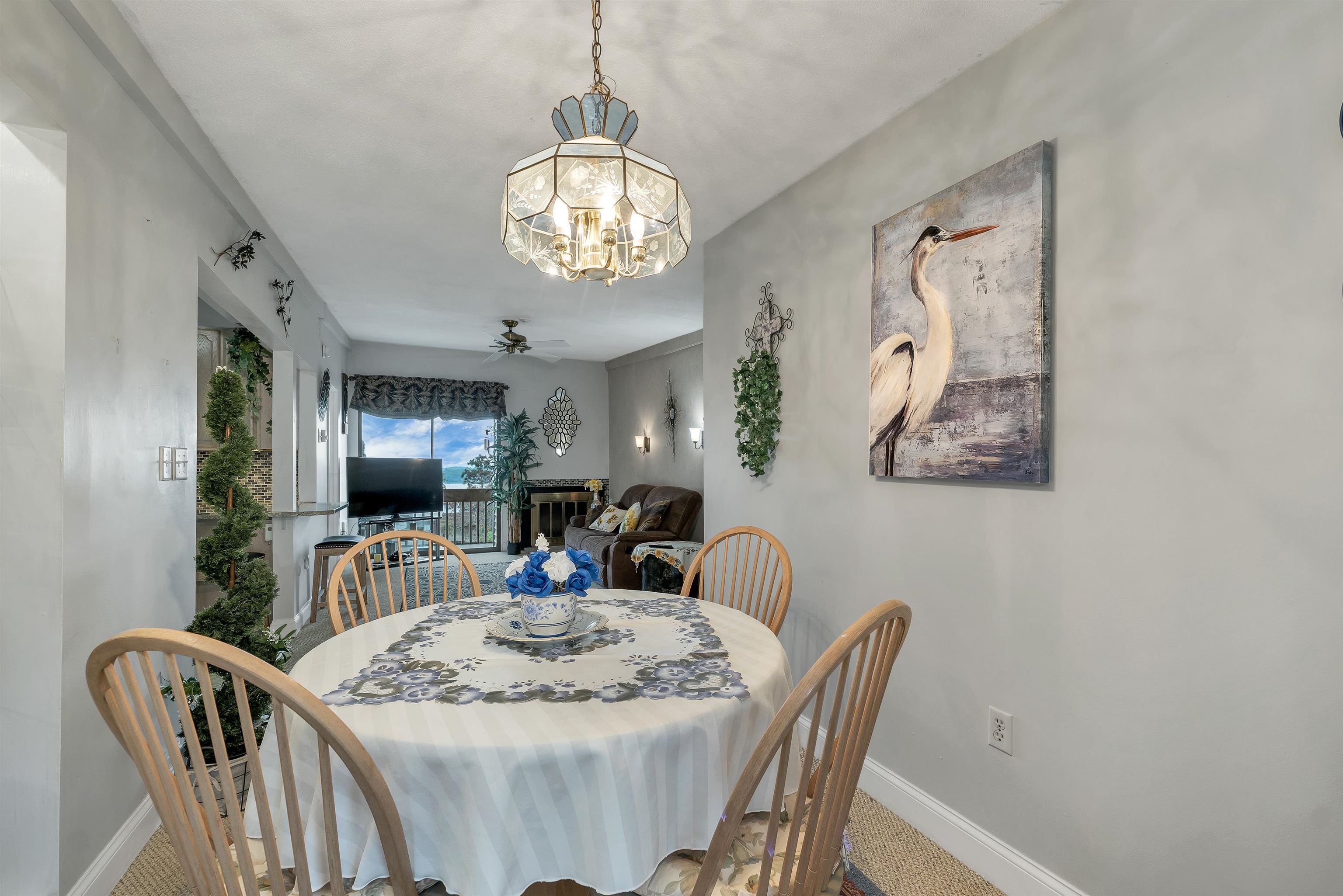 178 Treetop Circle Property Photo 14