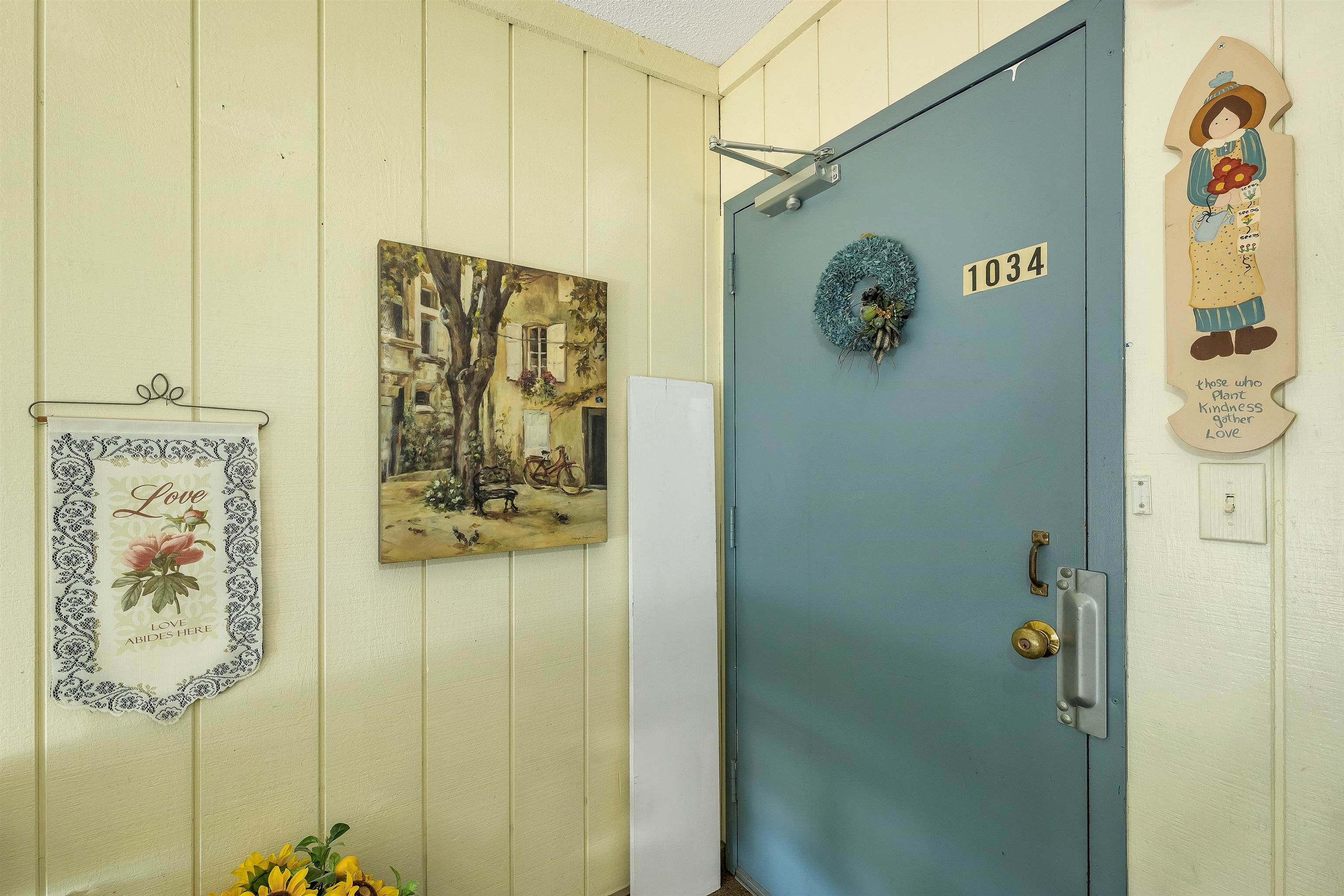 178 Treetop Circle Property Photo 29