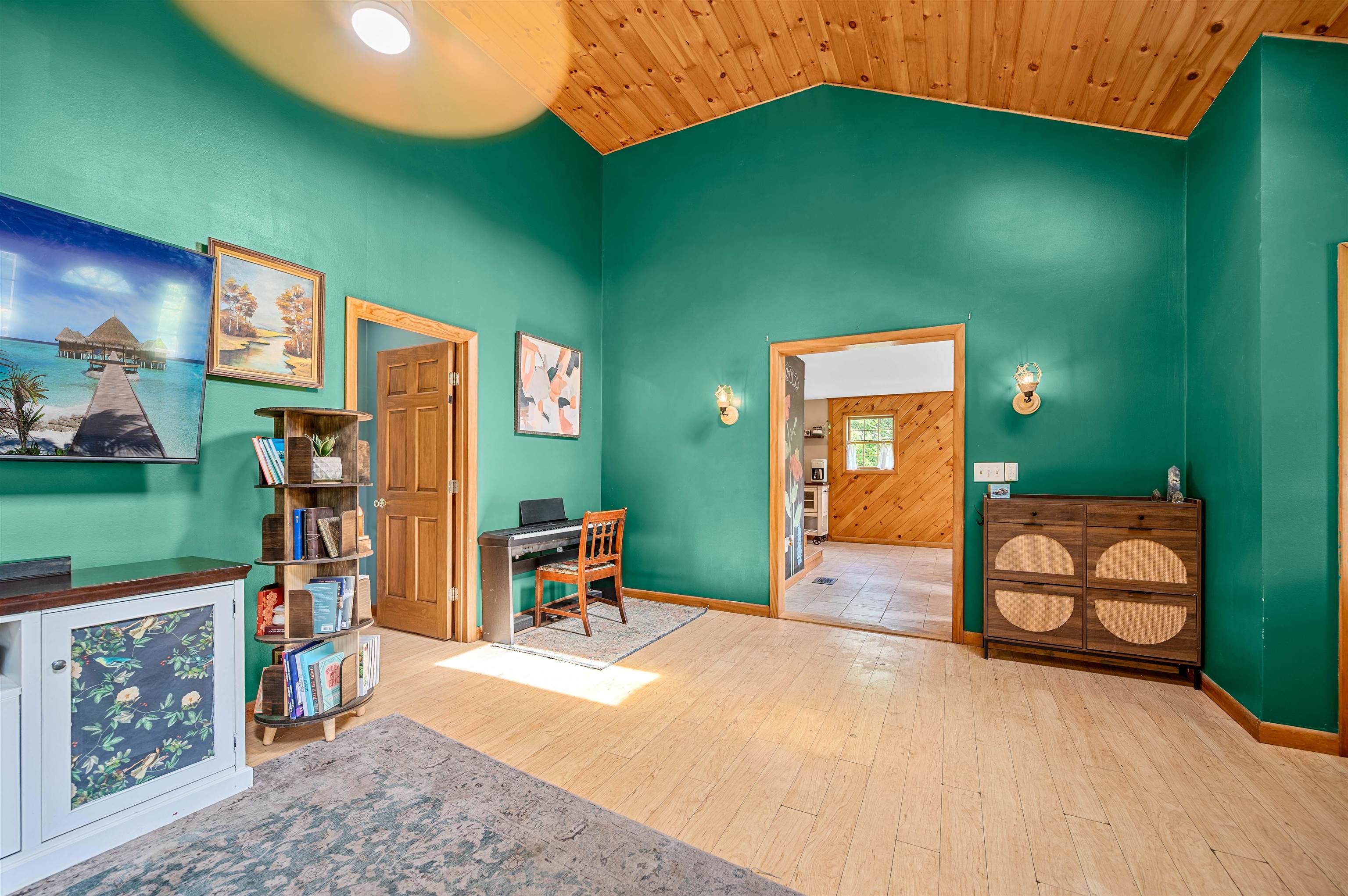 302 Brook Road Property Photo 13