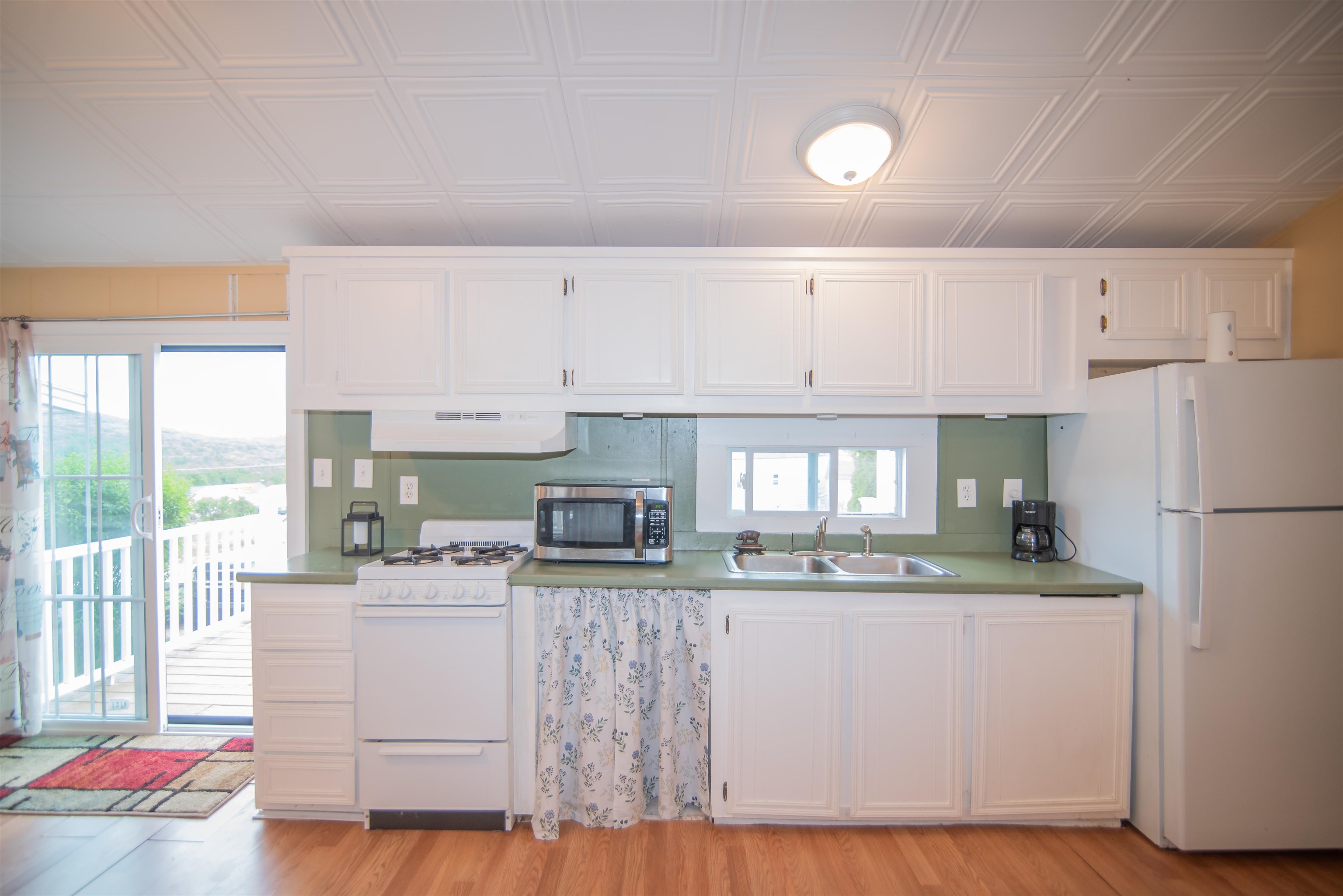 194 Buckley Road Property Photo 6