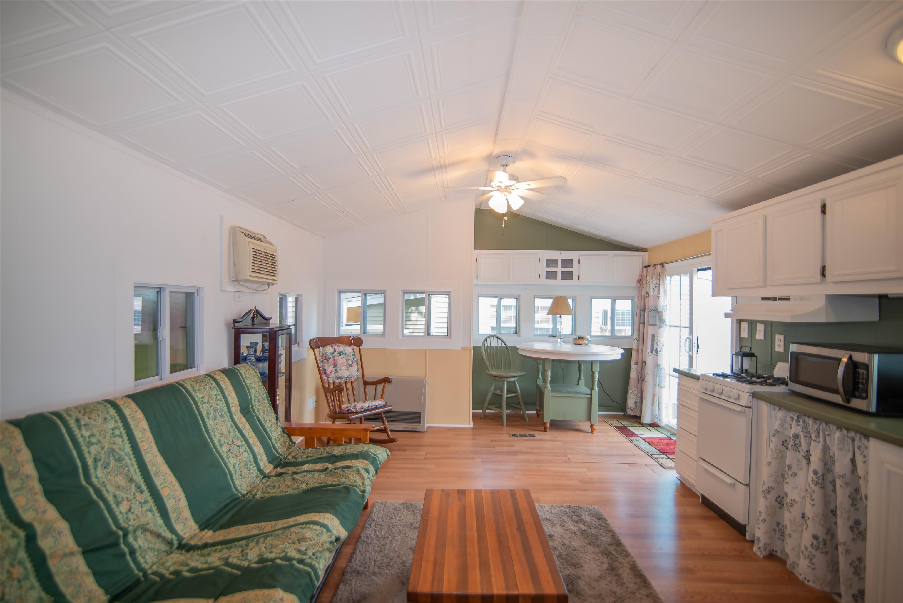 194 Buckley Road Property Photo 8