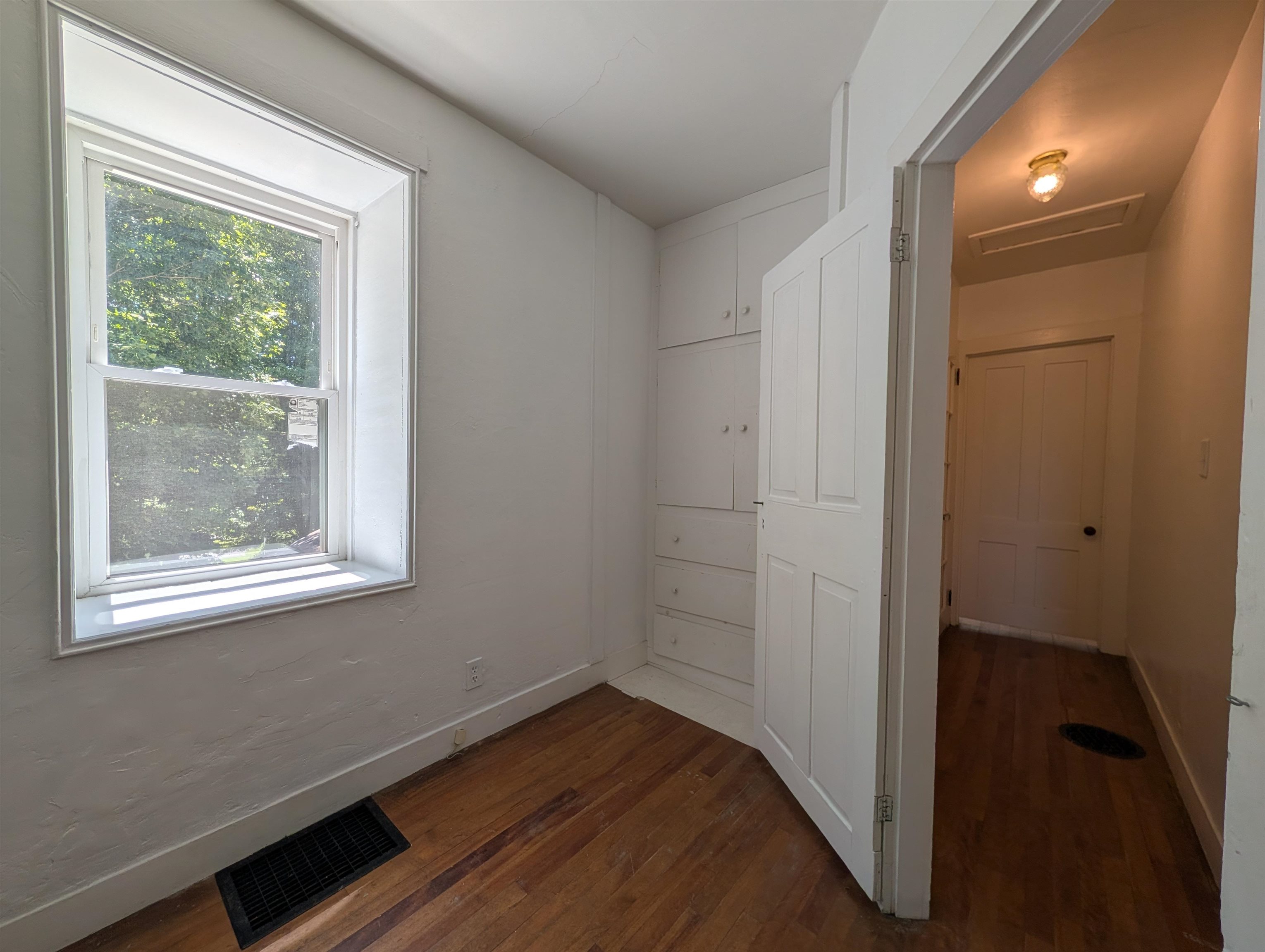 412 Western Avenue Property Photo 30