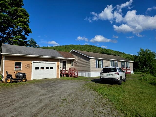 30 Hollow View Drive Property Photo 1