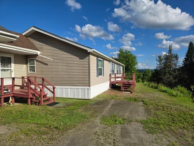 30 Hollow View Drive Property Photo 2