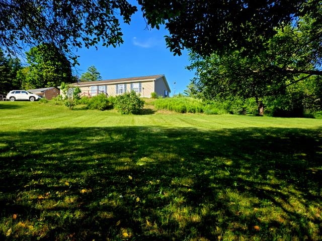 30 Hollow View Drive Property Photo 3