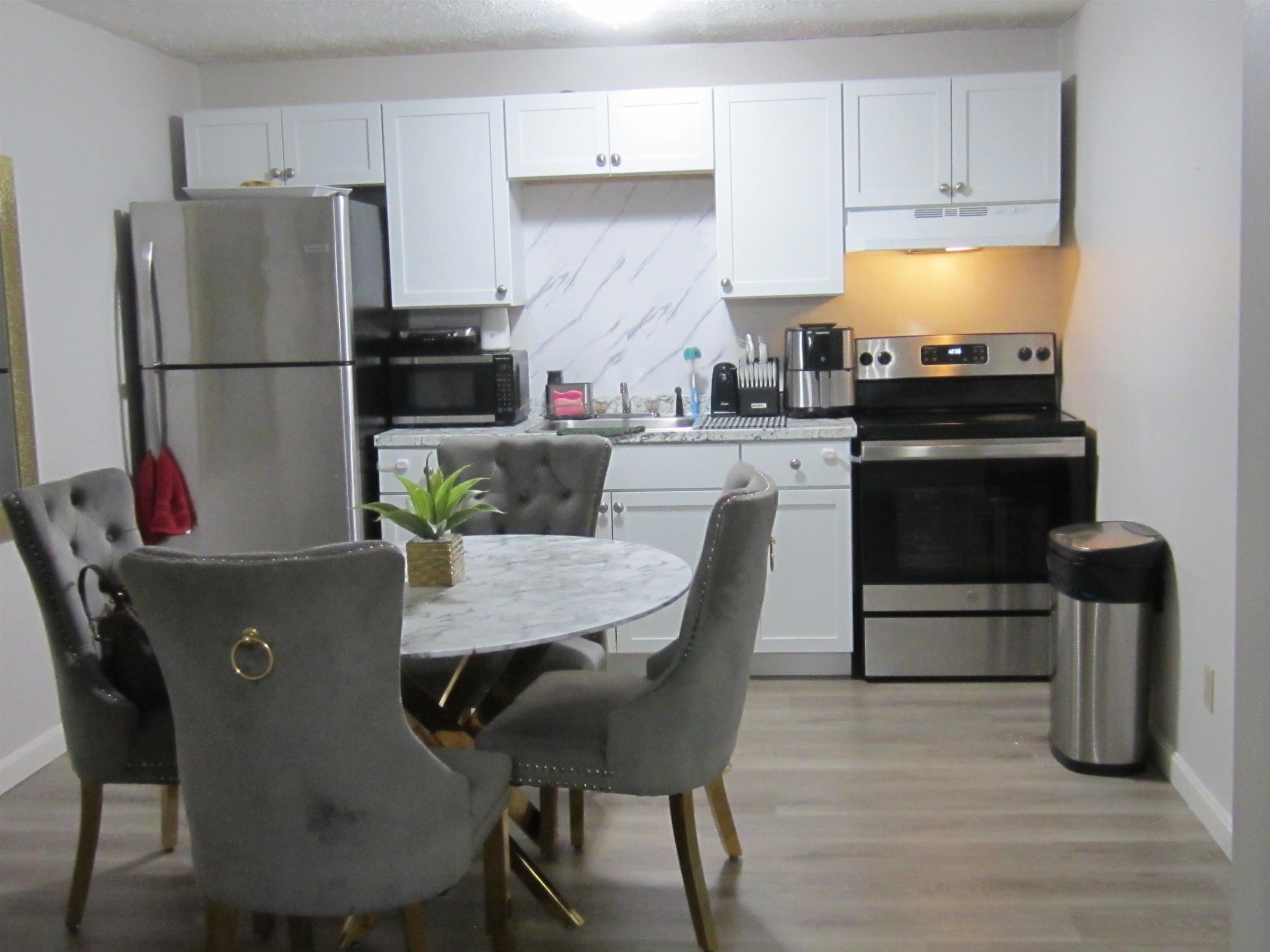 55 Log Street Property Photo 6