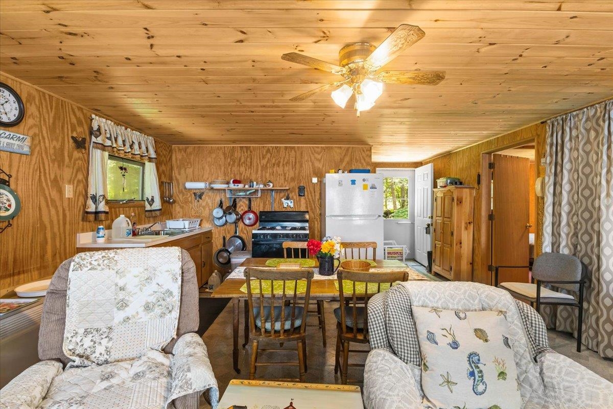 306 Hammond Shore Road Property Photo 29