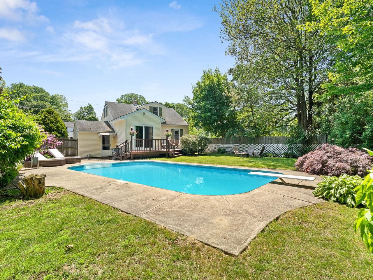 156 Woodlawn Road Property Photo 40