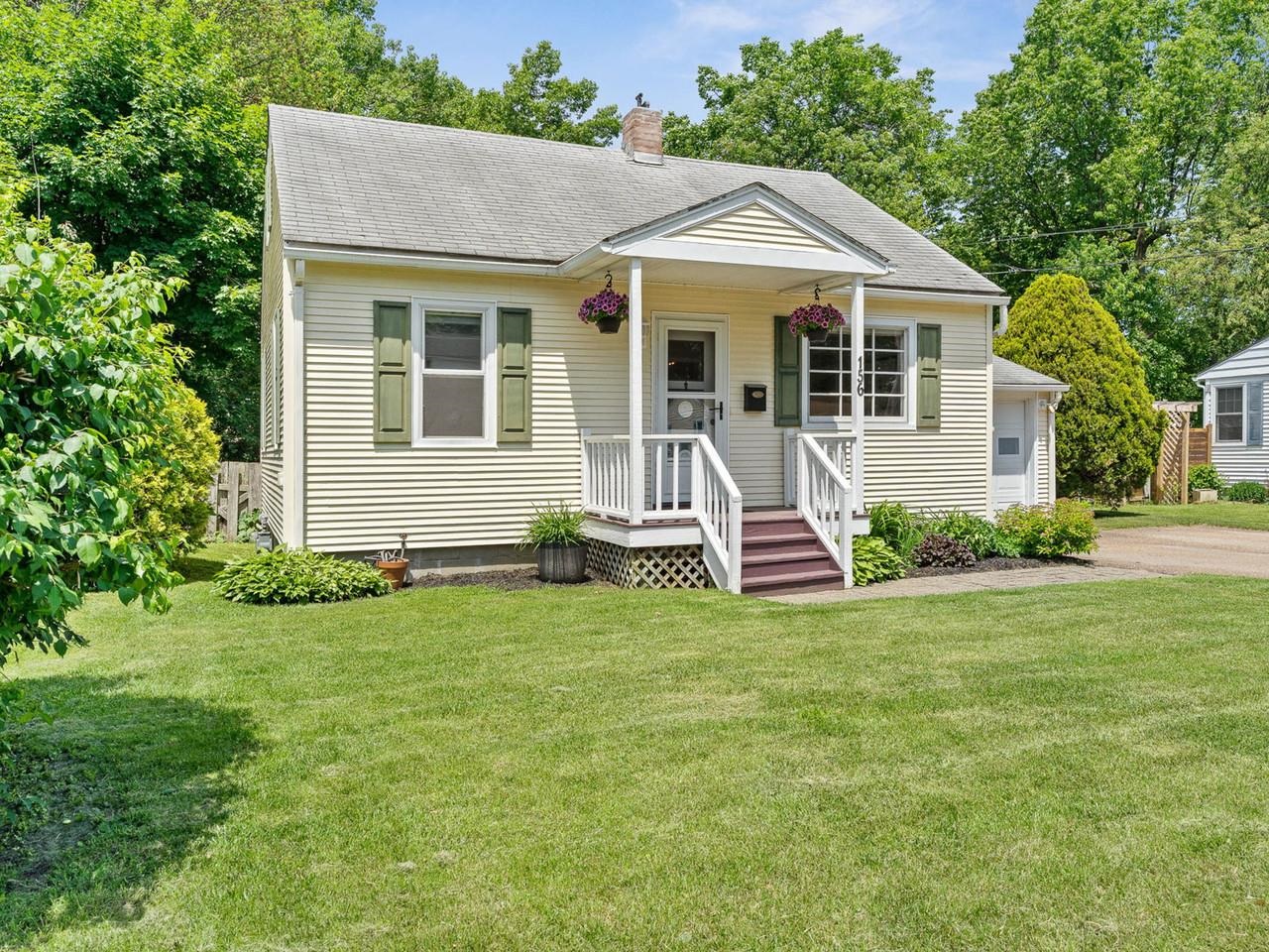 156 Woodlawn Road Property Photo 41