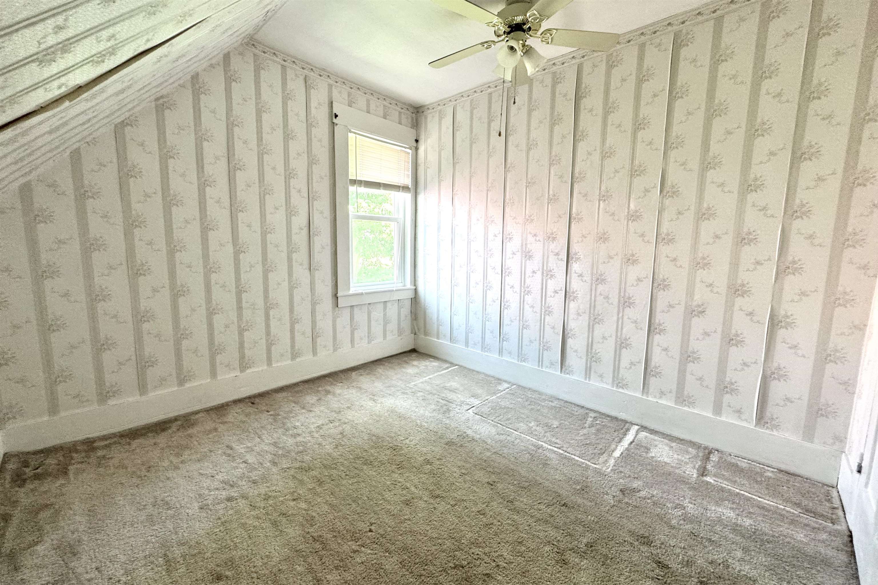39 Chestnut Street Property Photo 35