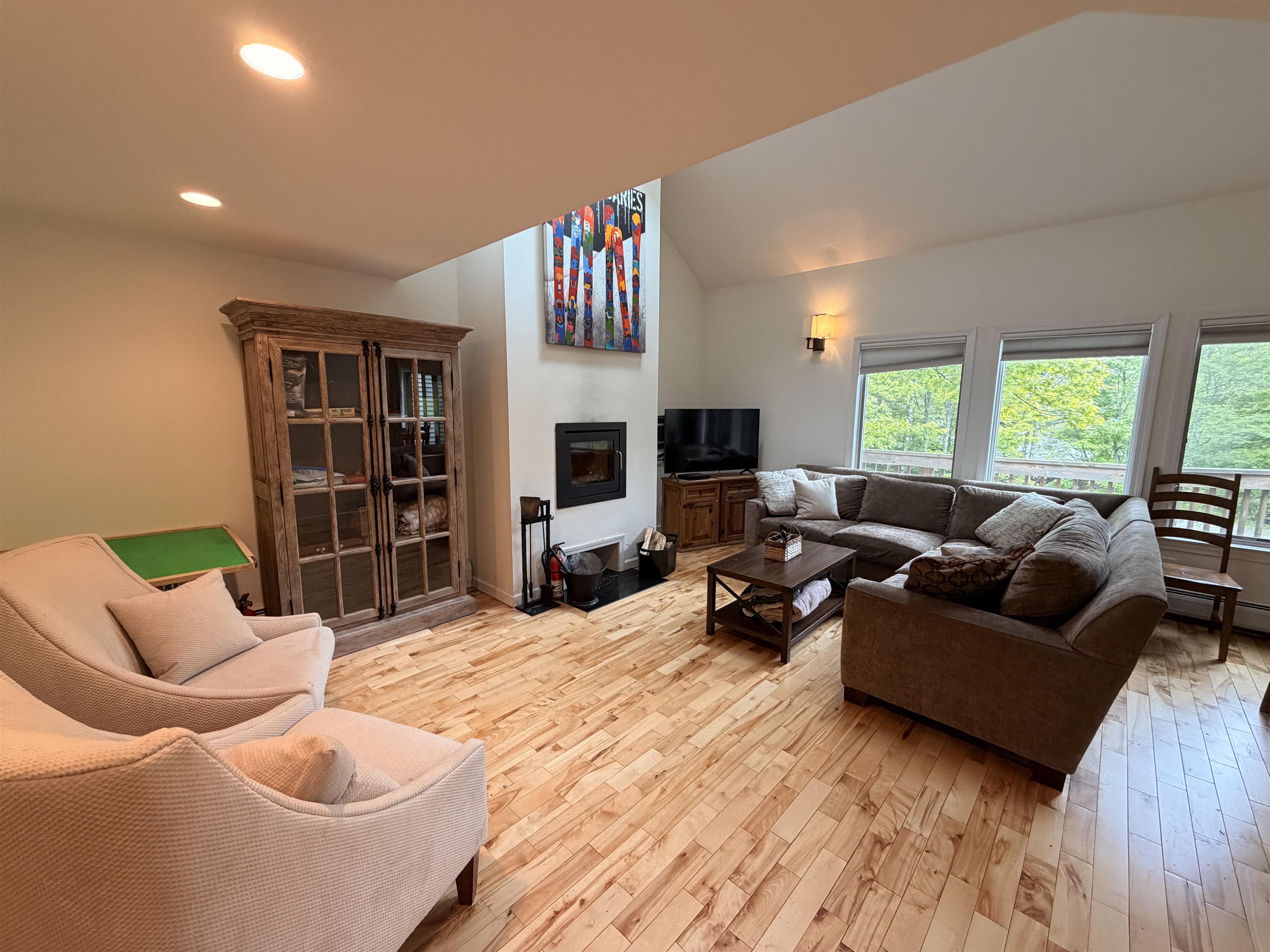 16 A Snowtree Lane Property Photo 2