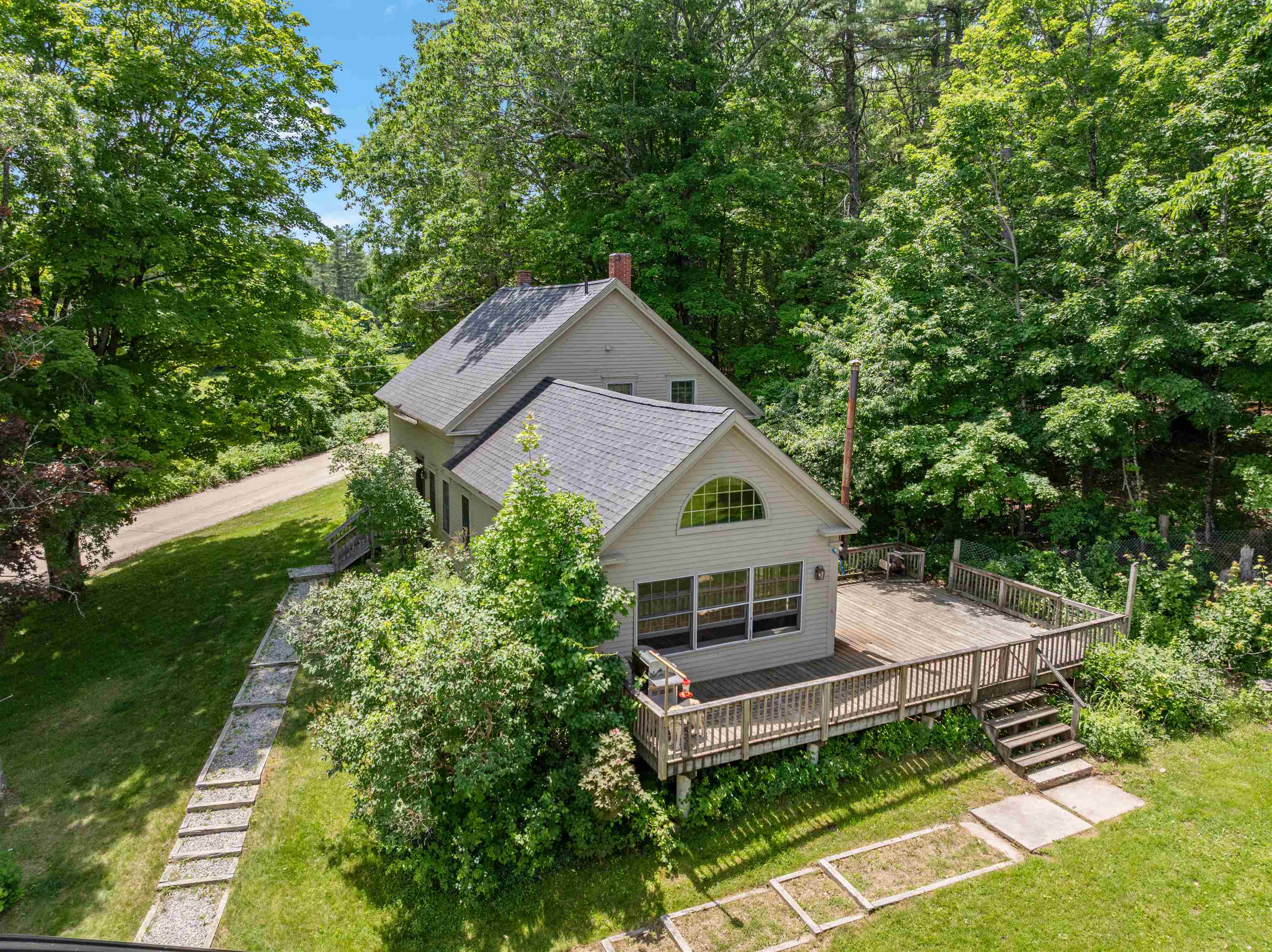 307 Calef Hill Road Property Photo 1