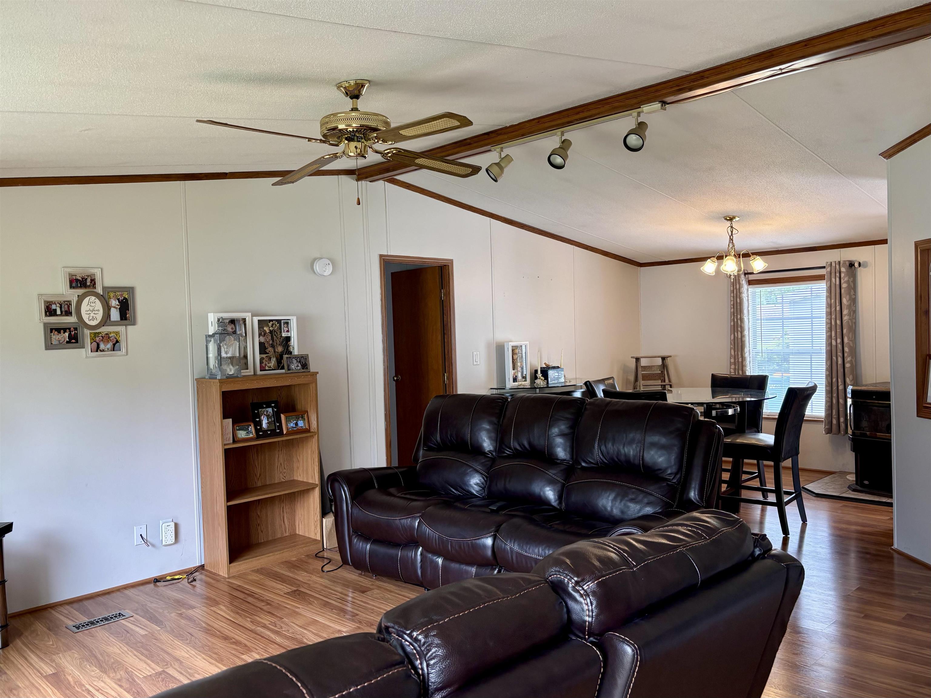 63 Oak Drive Property Photo 6