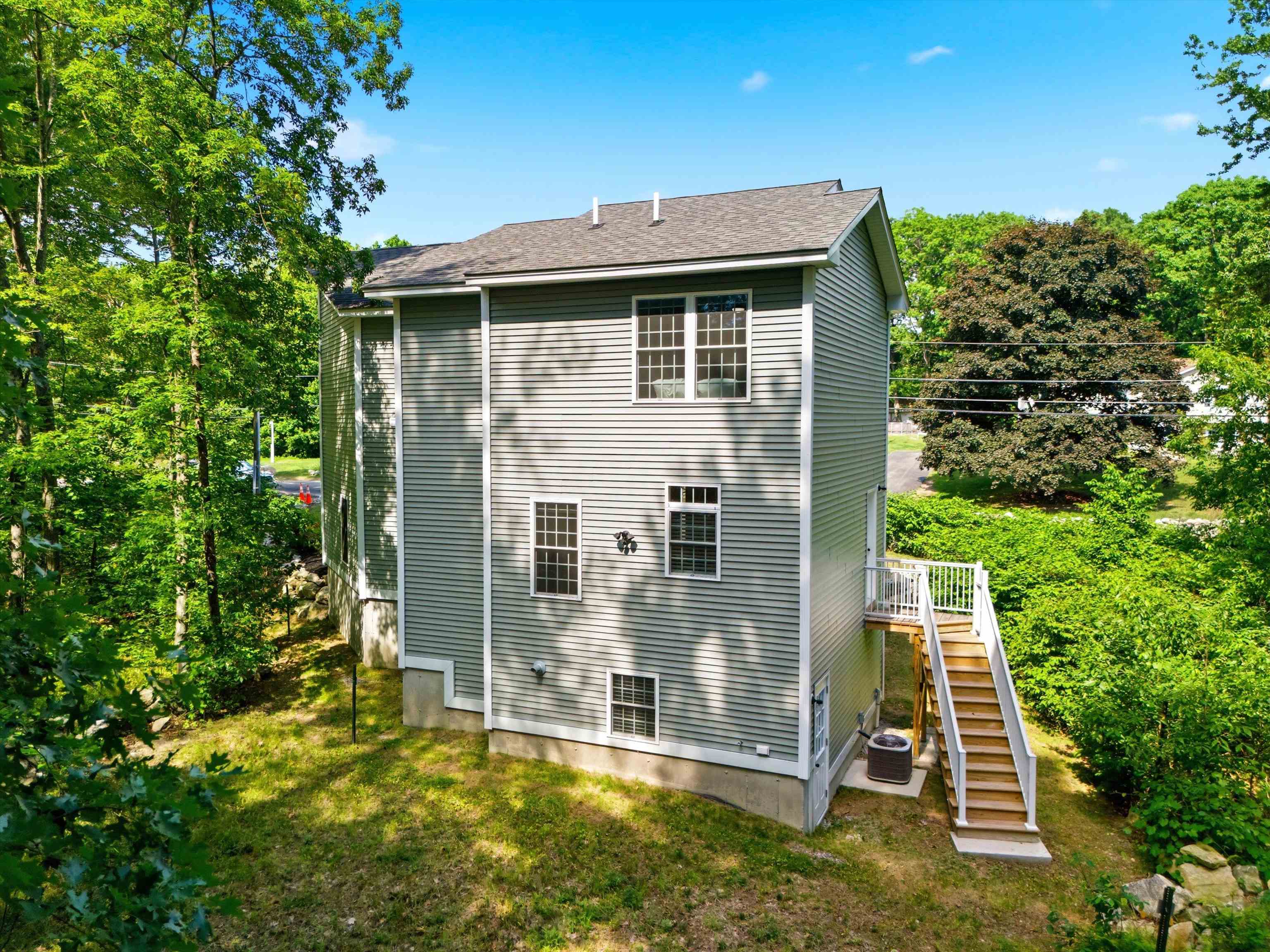 57 Hardy Road Property Photo 8