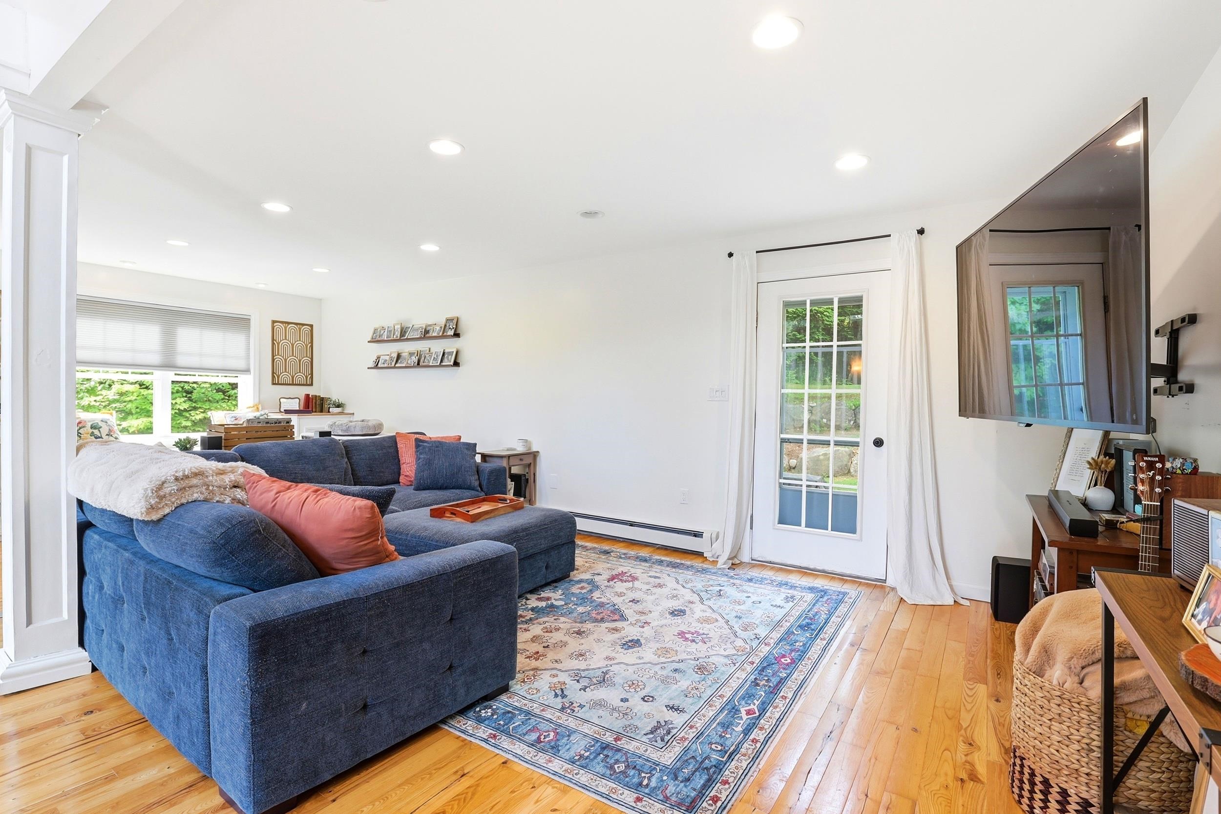 19 Meadow Lark Lane Property Photo 9