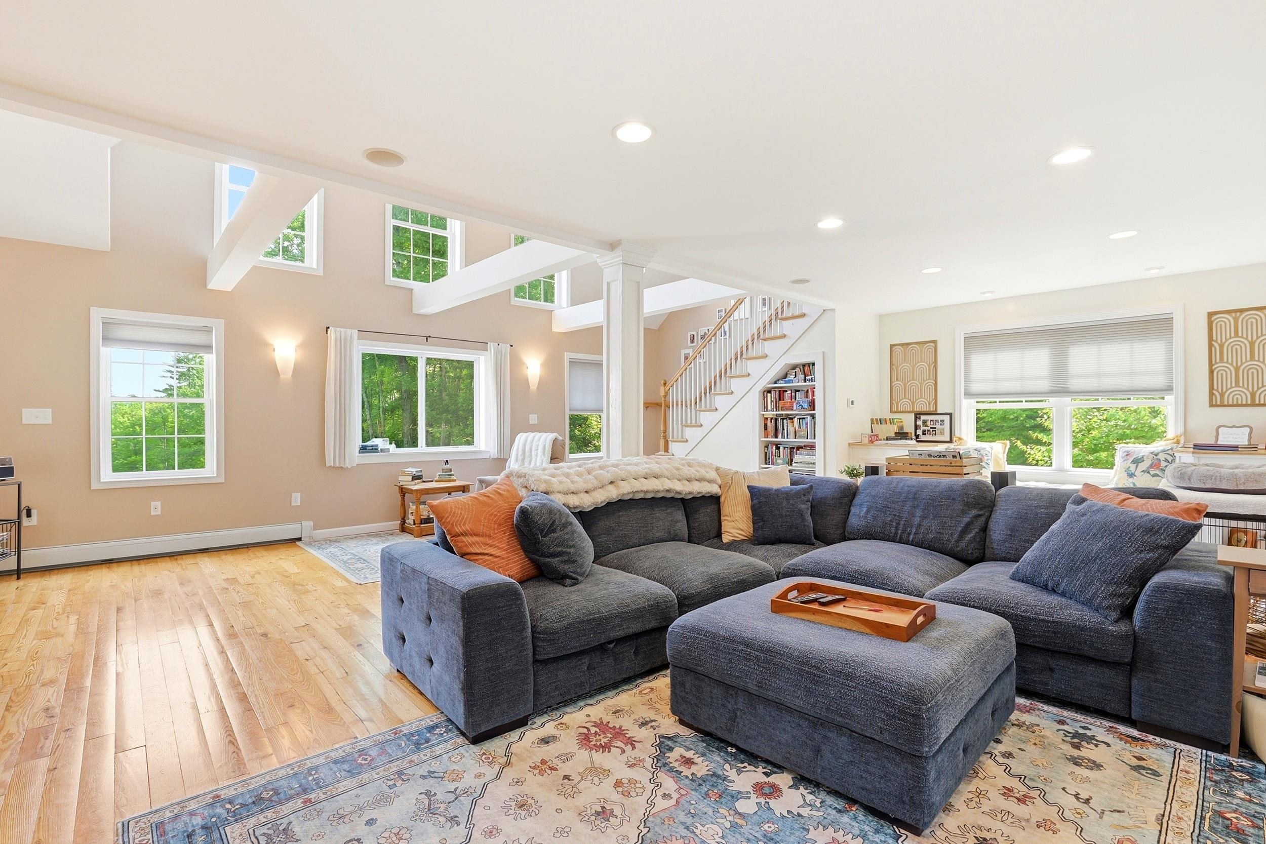 19 Meadow Lark Lane Property Photo 10