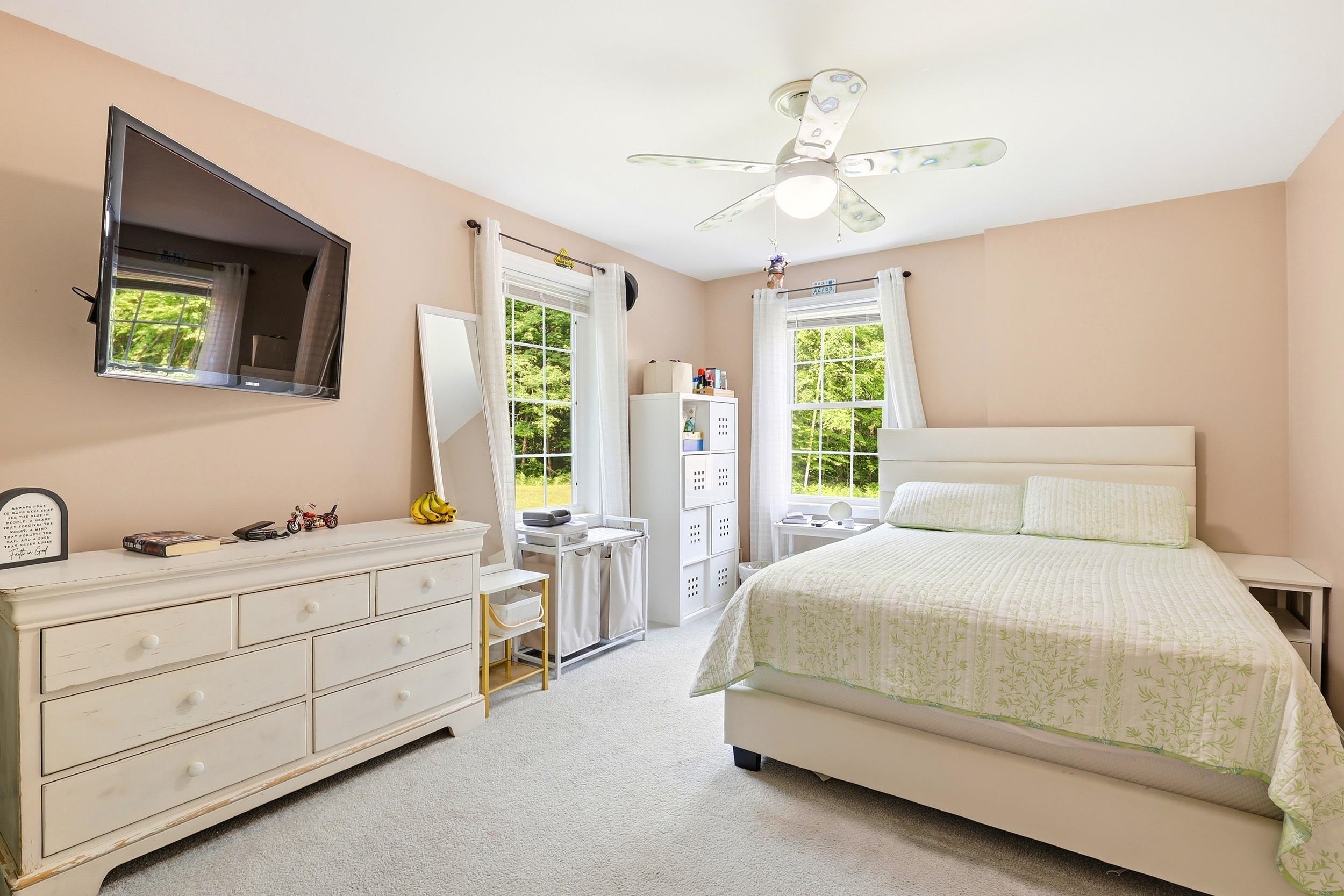 19 Meadow Lark Lane Property Photo 14