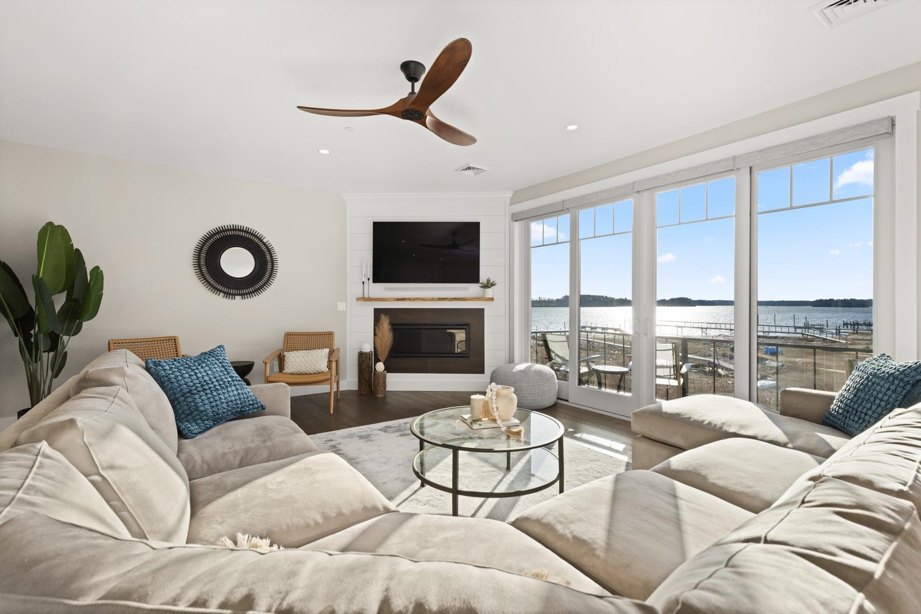 25 Little Bay Drive Property Photo 2