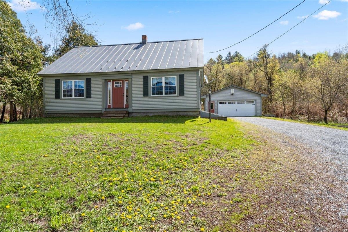 880 South Barre Road Property Photo 2