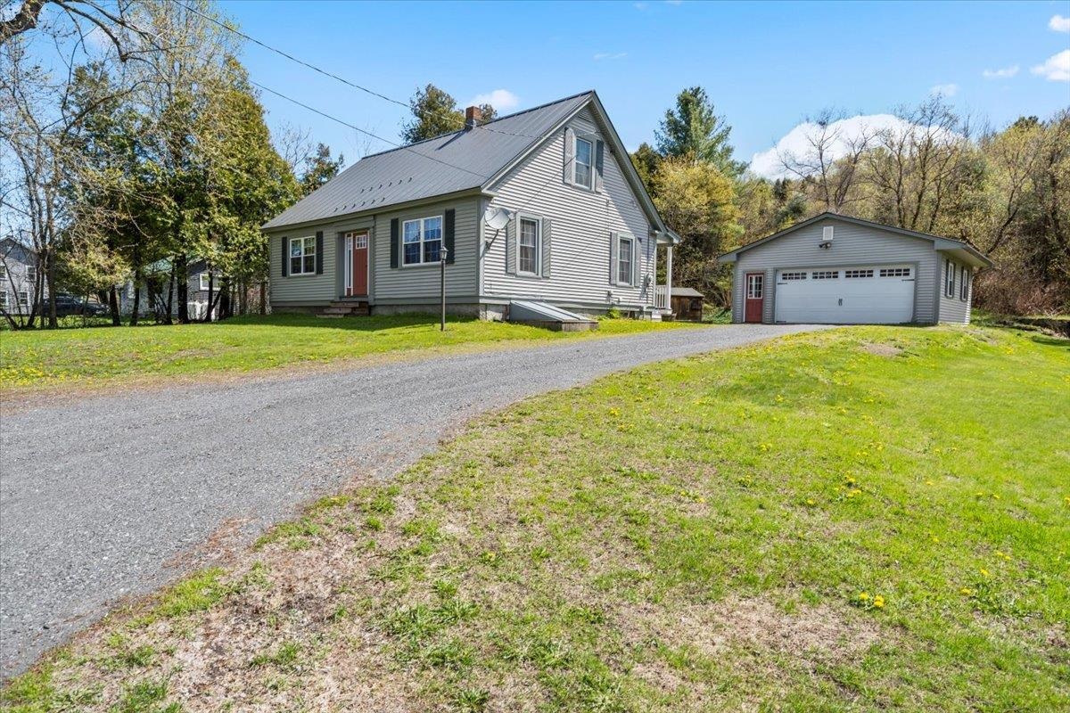 880 South Barre Road Property Photo 3