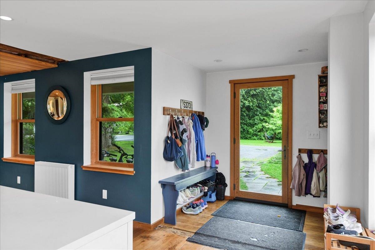 2738 Greenbush Road Property Photo 4