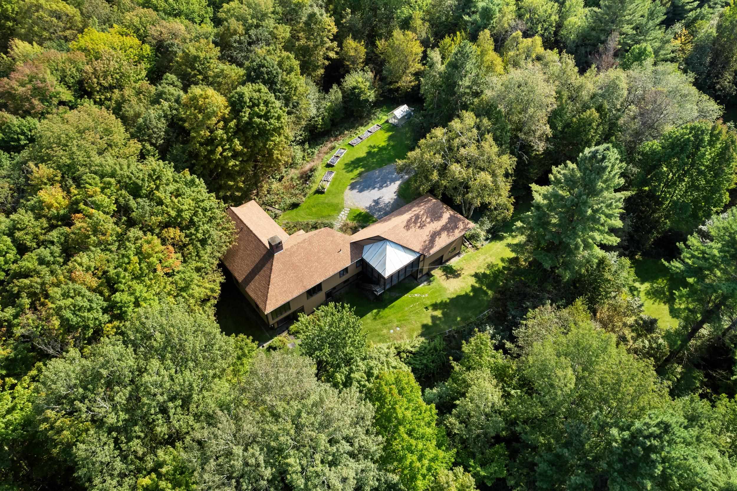 1570 East Road Property Photo 1
