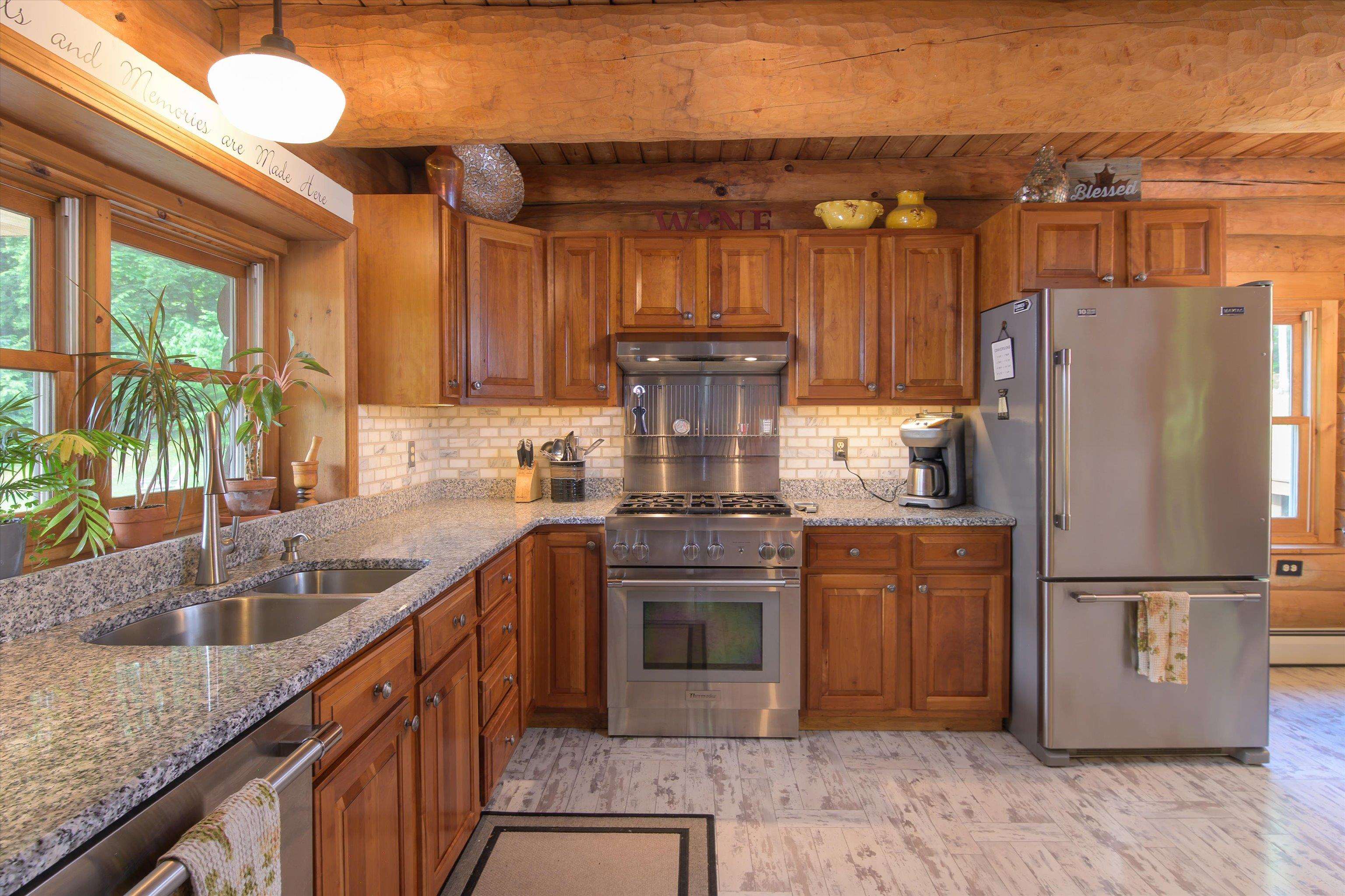 566 Patch Hill Road Property Photo 7