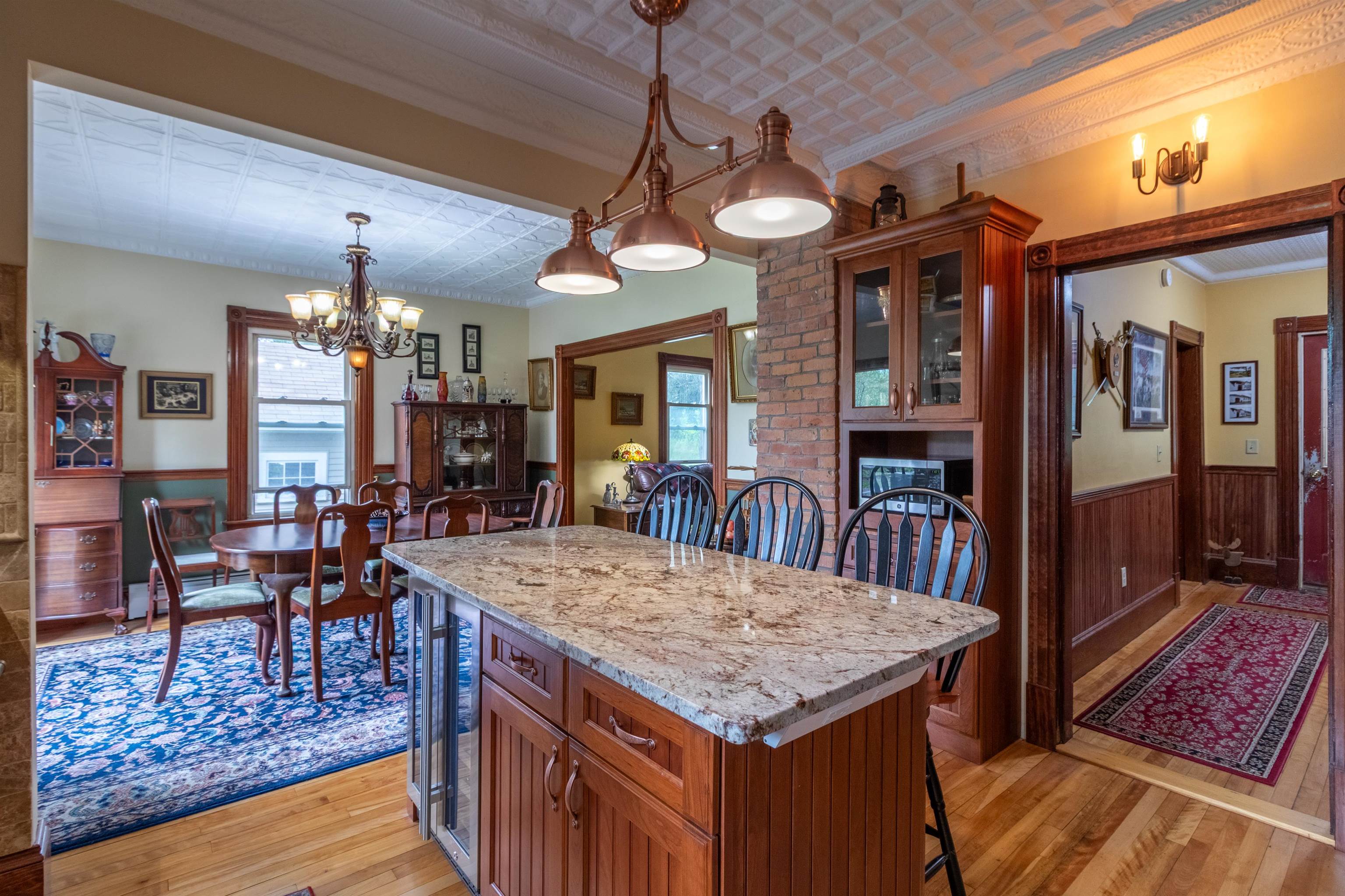 92 Derby Street Property Photo 6