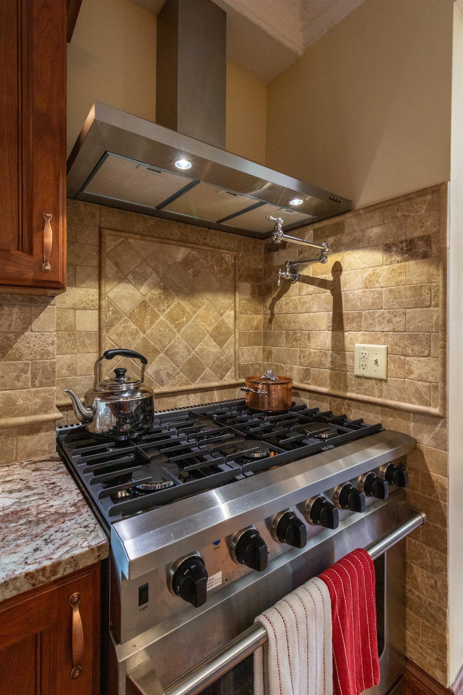 92 Derby Street Property Photo 11