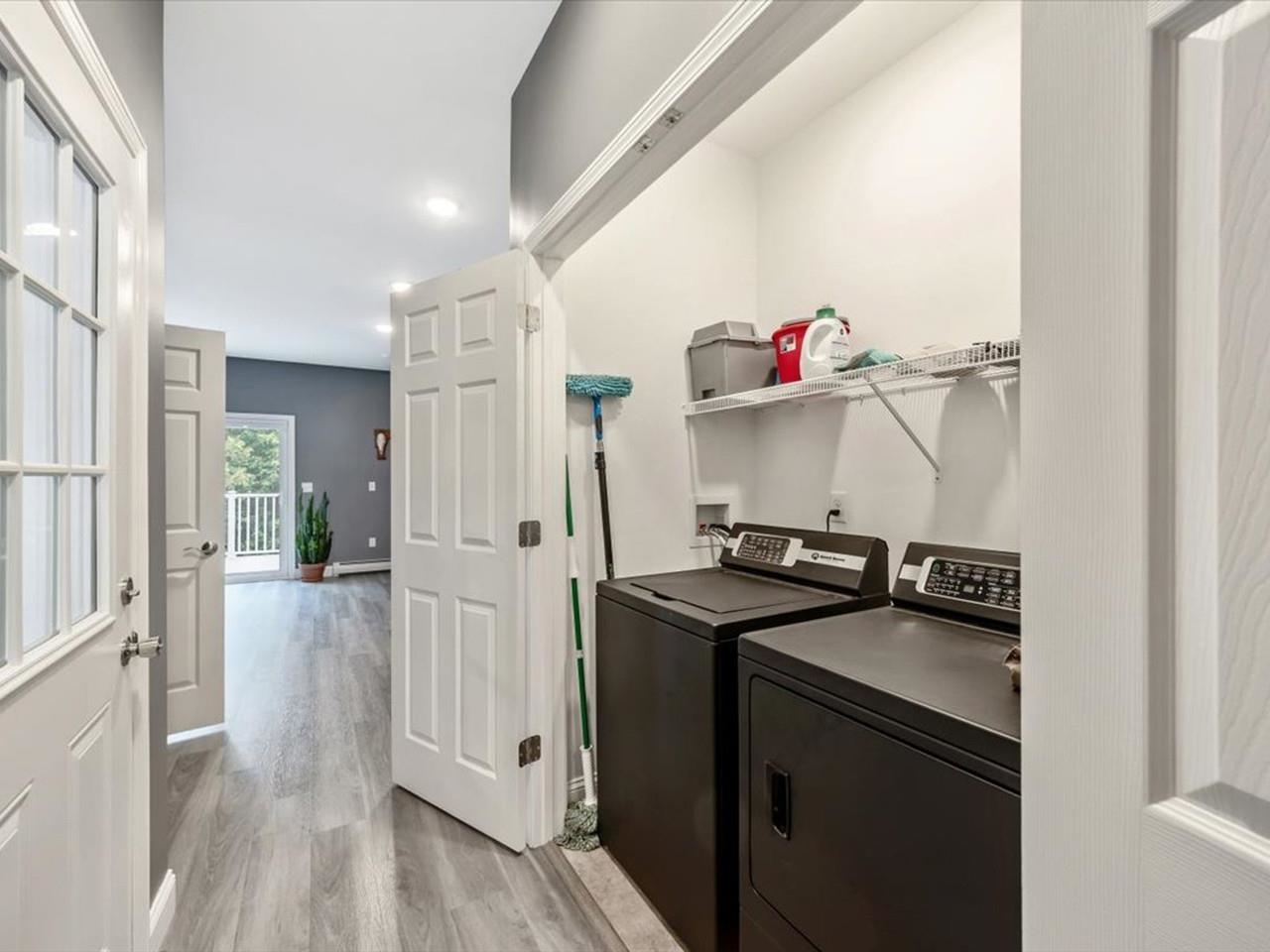 498 Fairfax Street Property Photo 10