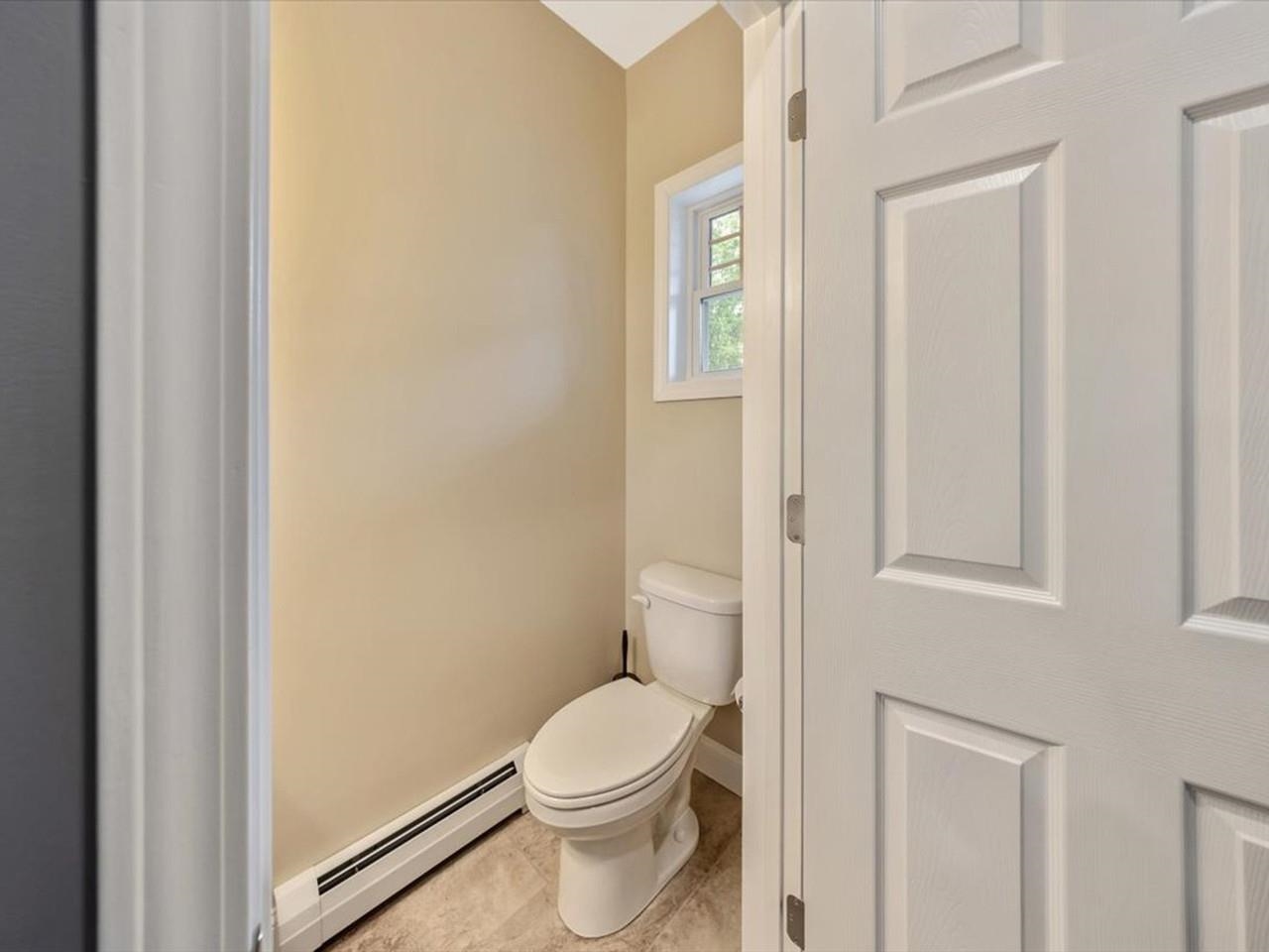 498 Fairfax Street Property Photo 12