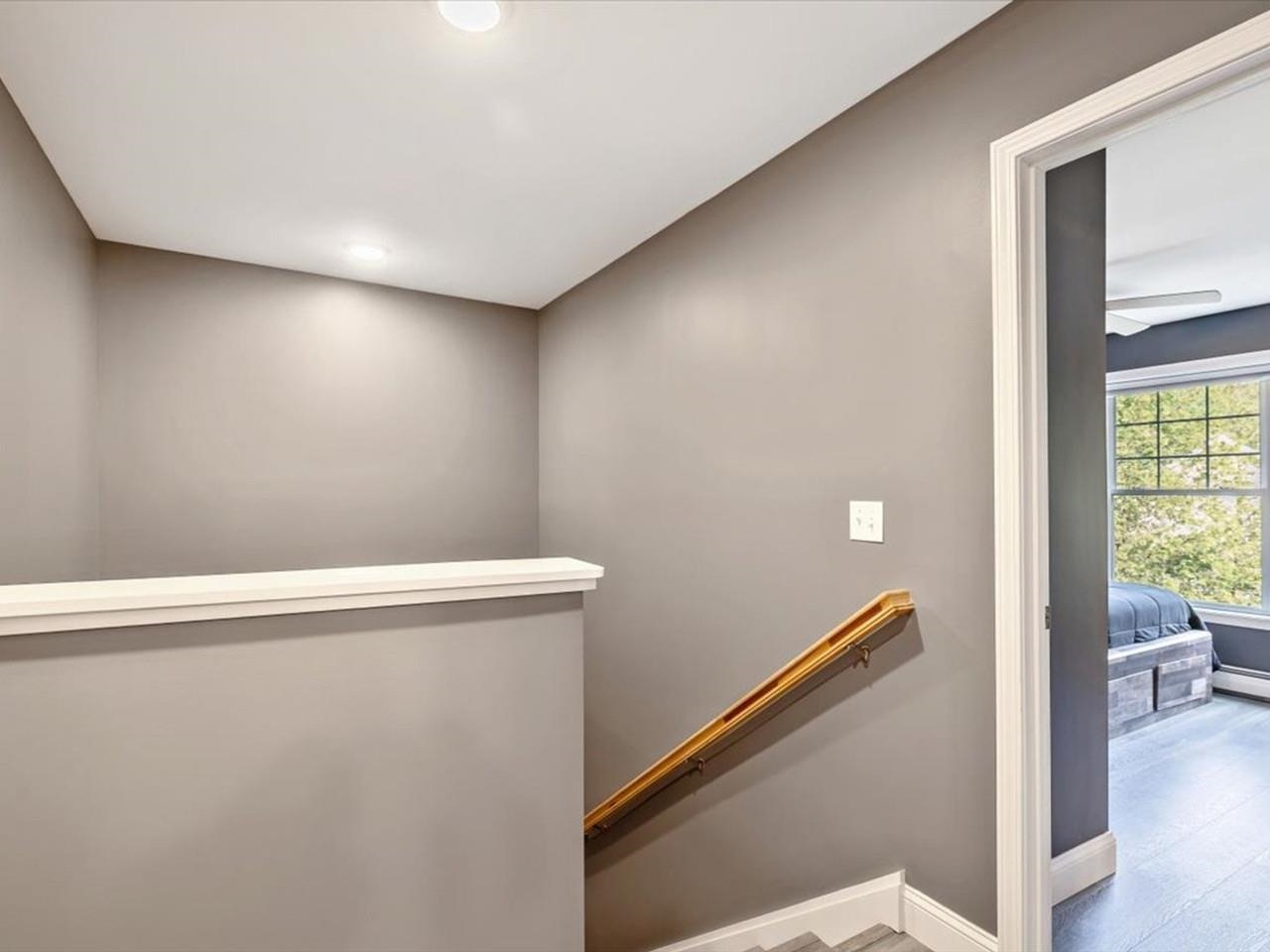 498 Fairfax Street Property Photo 13