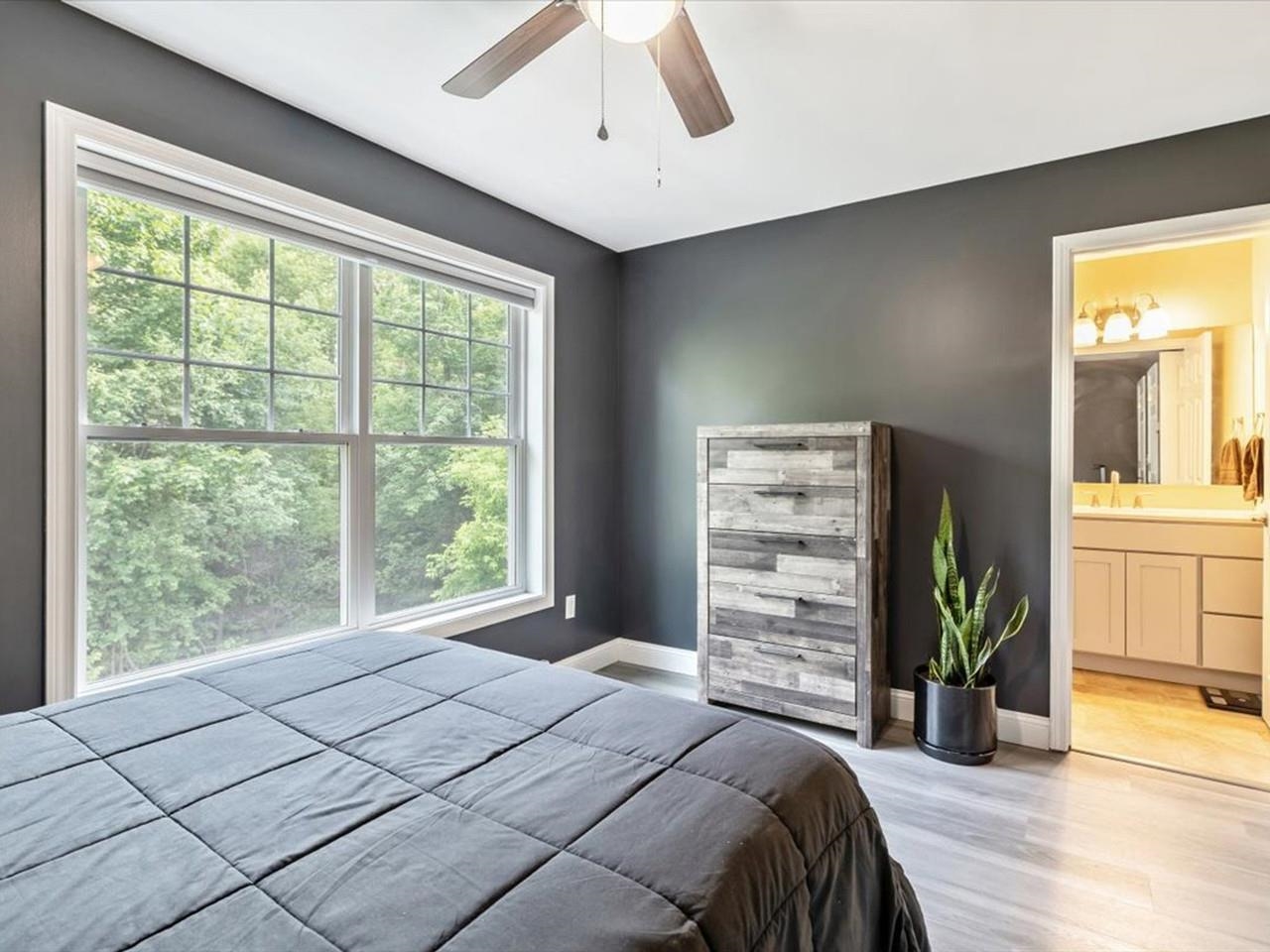 498 Fairfax Street Property Photo 16