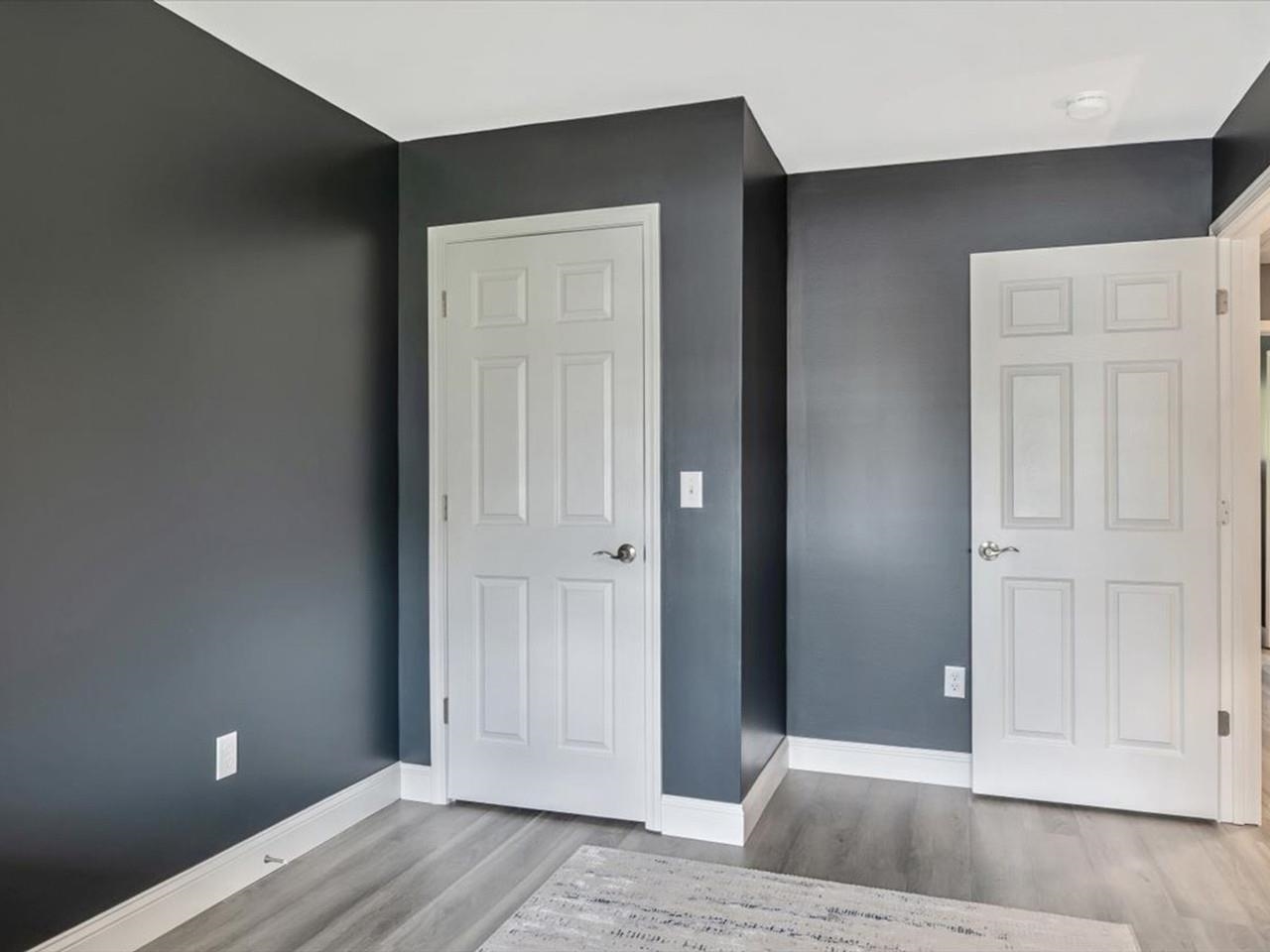 498 Fairfax Street Property Photo 21