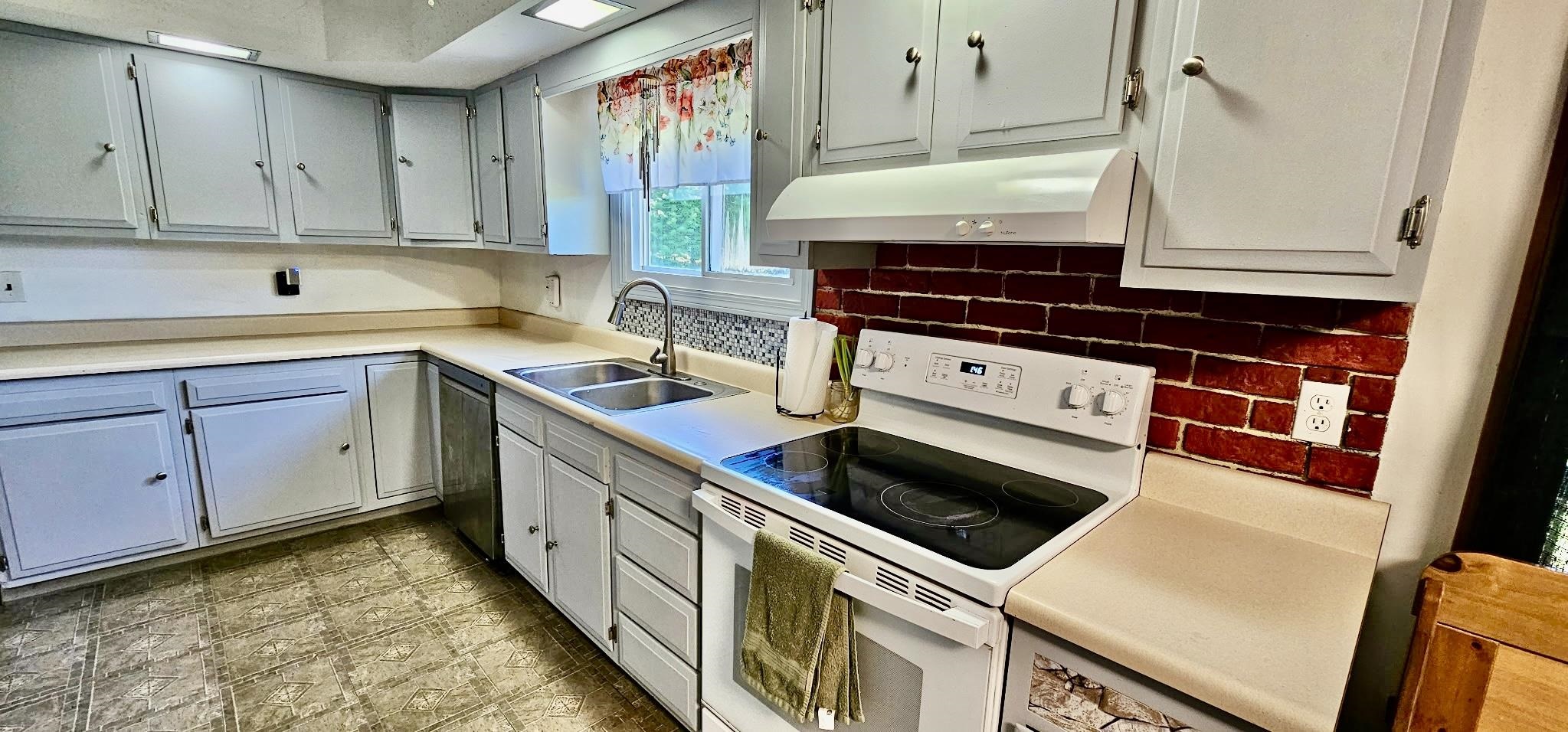 1745 Vt Route 100 Property Photo 7