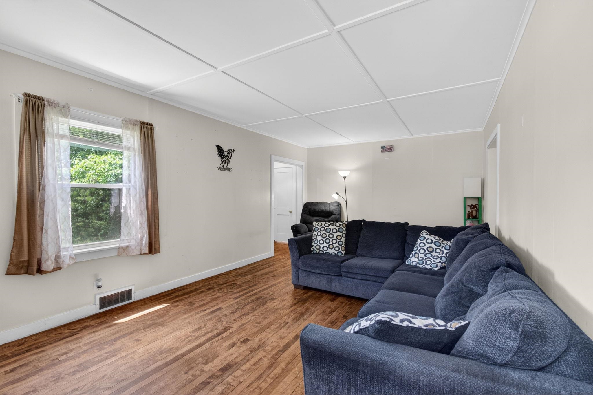 560 Sunapee Street Property Photo 20