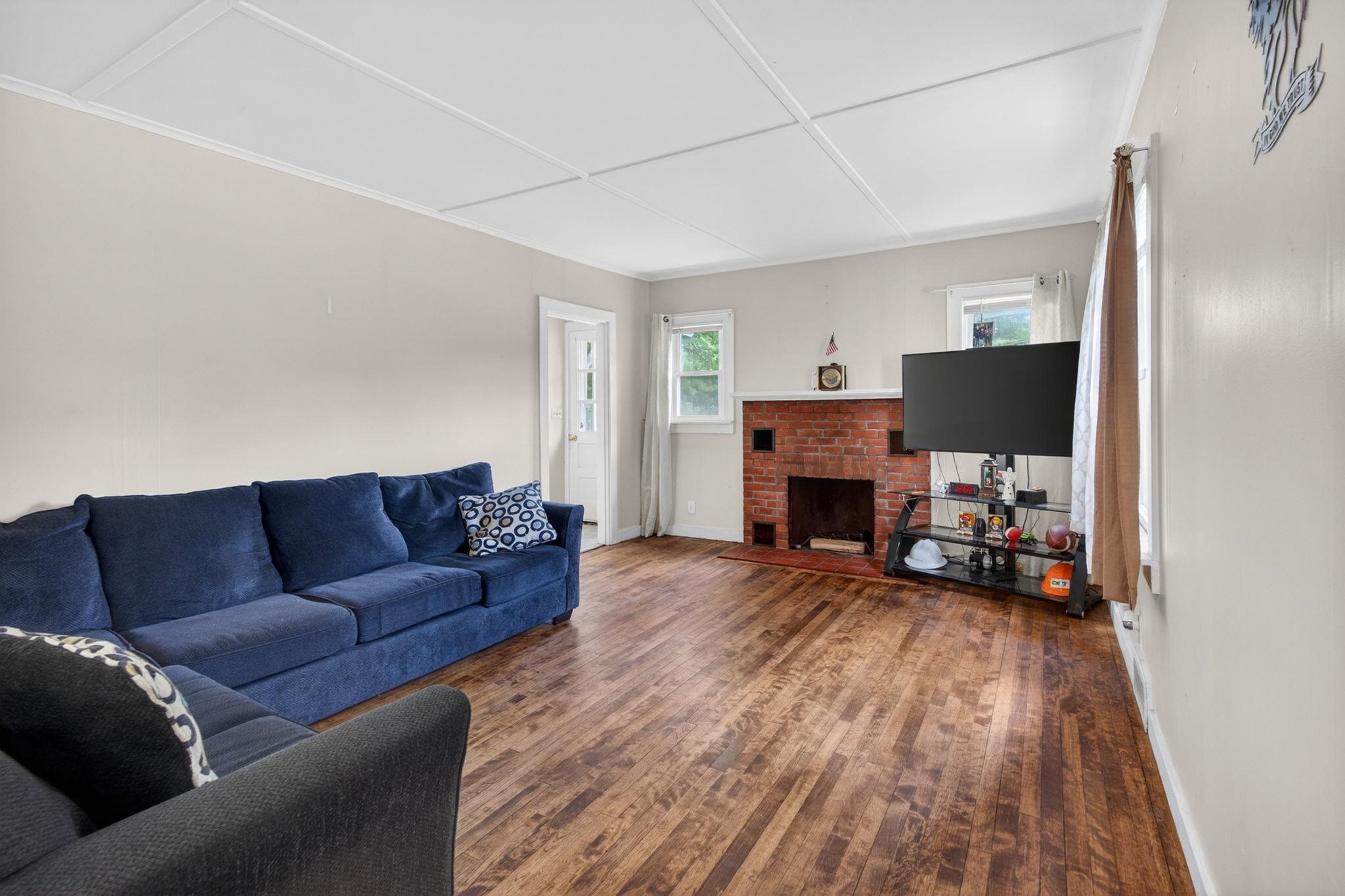 560 Sunapee Street Property Photo 22