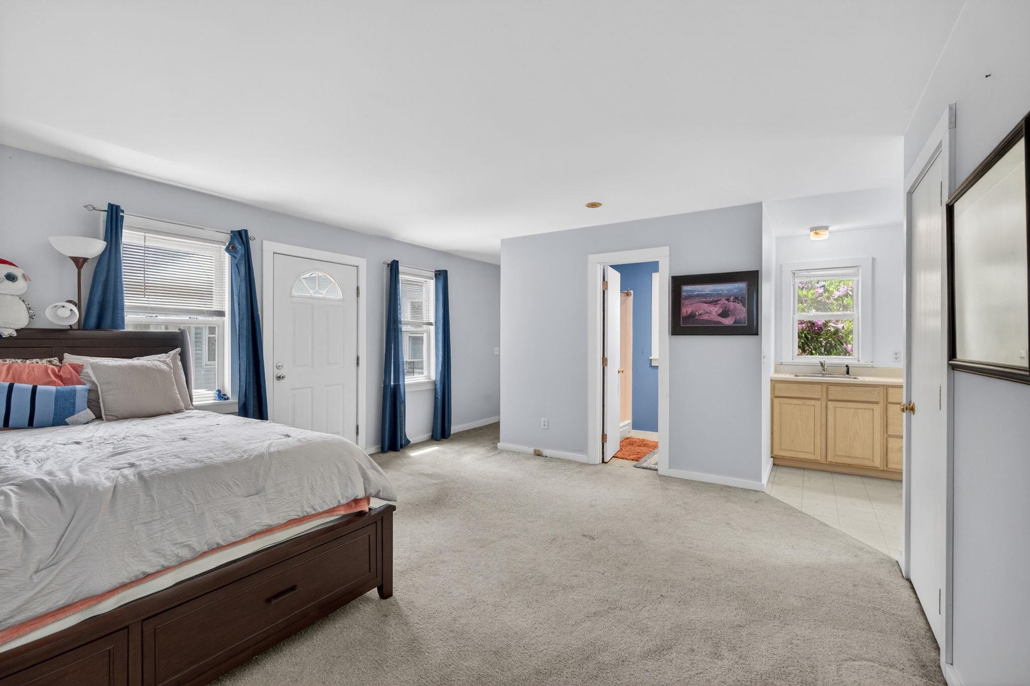 560 Sunapee Street Property Photo 29
