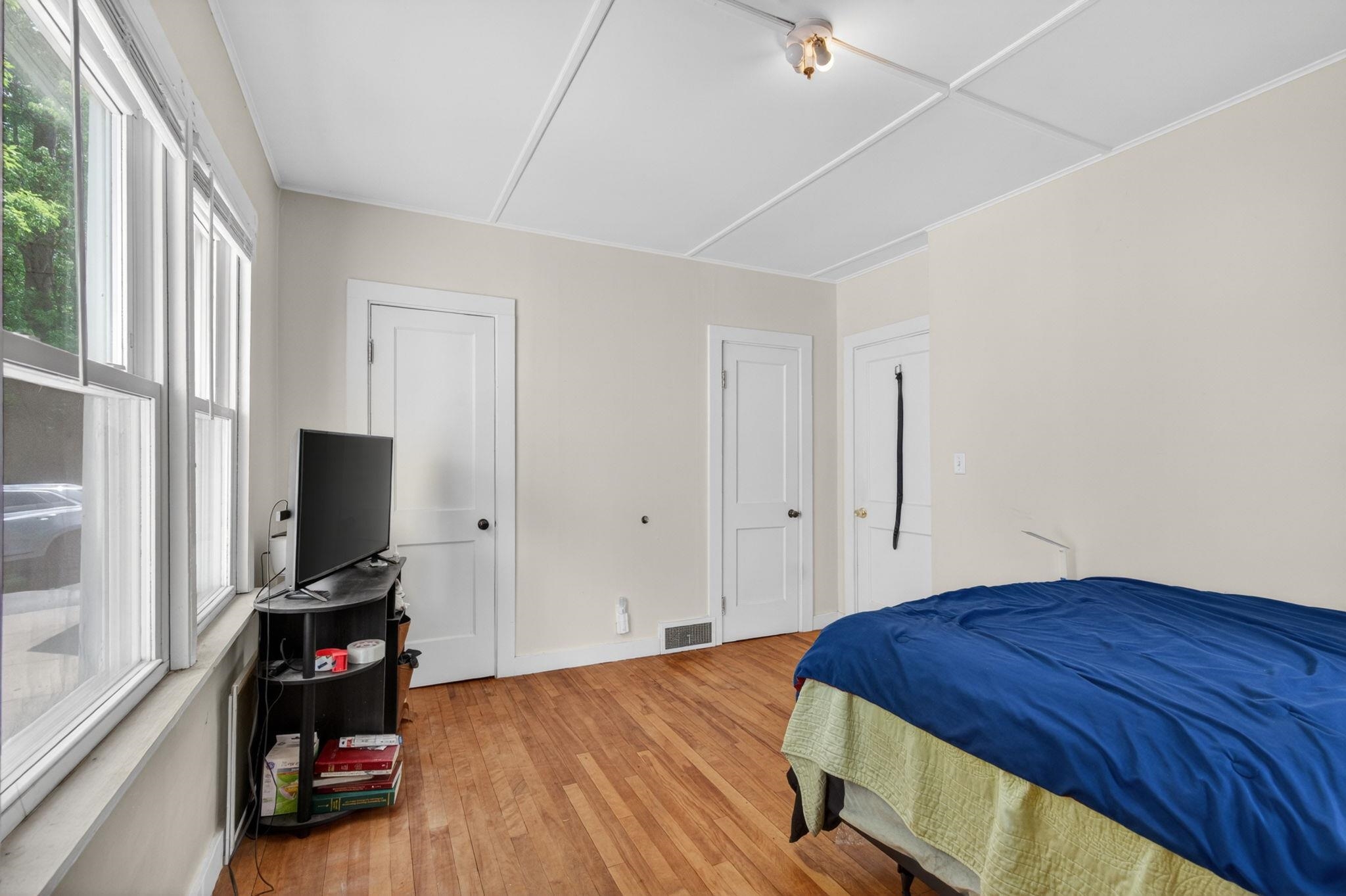 560 Sunapee Street Property Photo 40