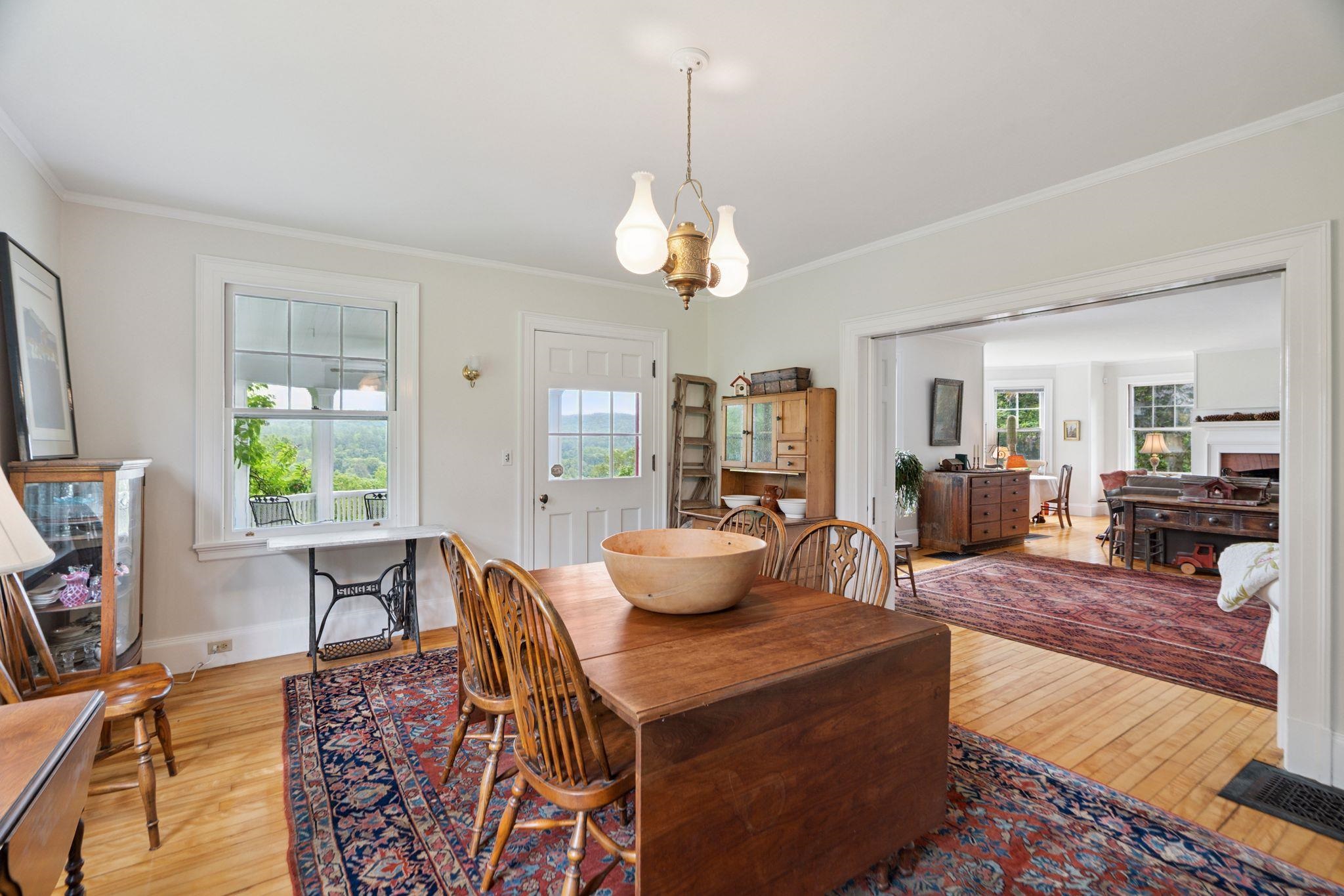 145 The Plateau Property Photo 17