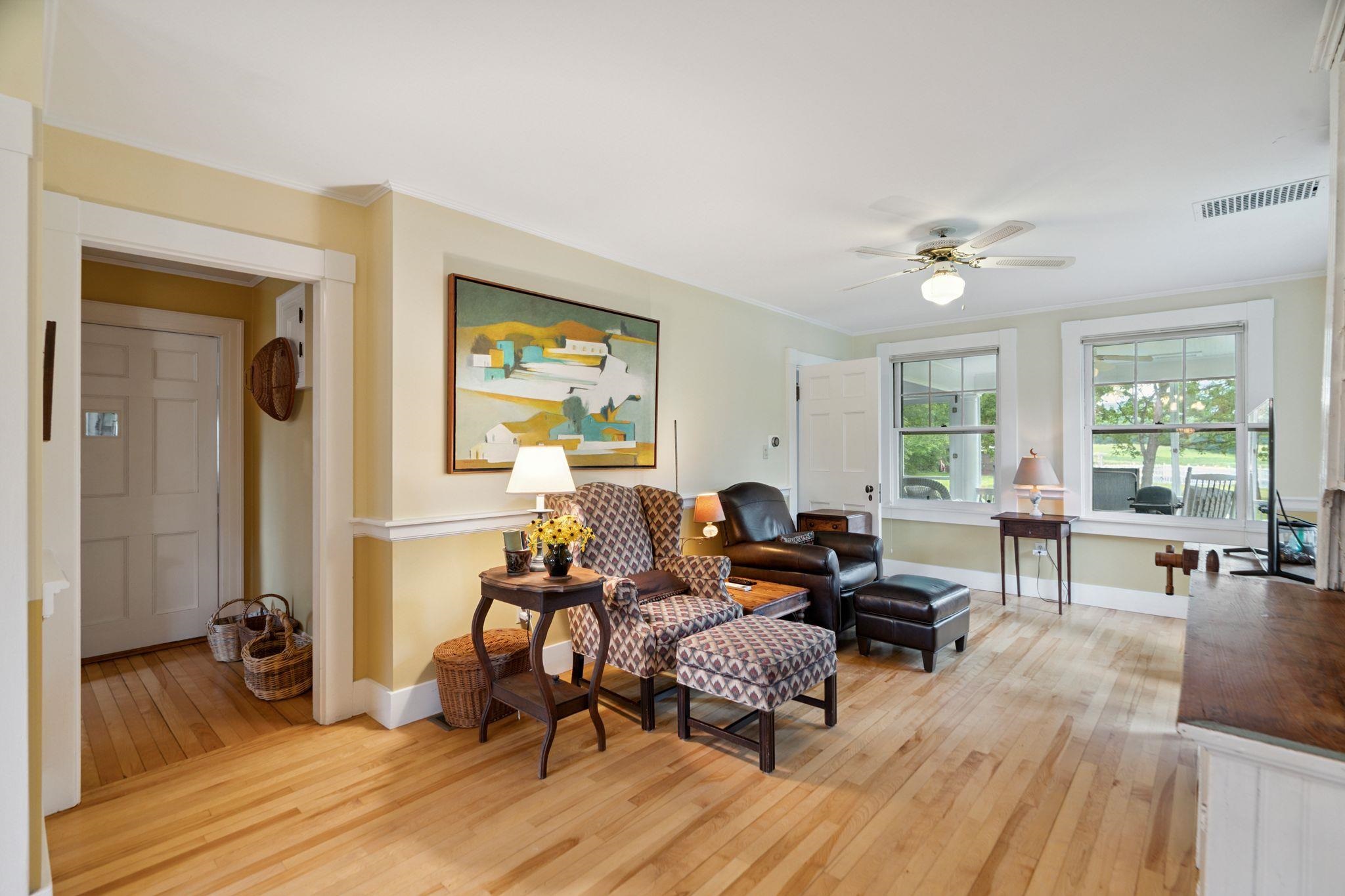 145 The Plateau Property Photo 19